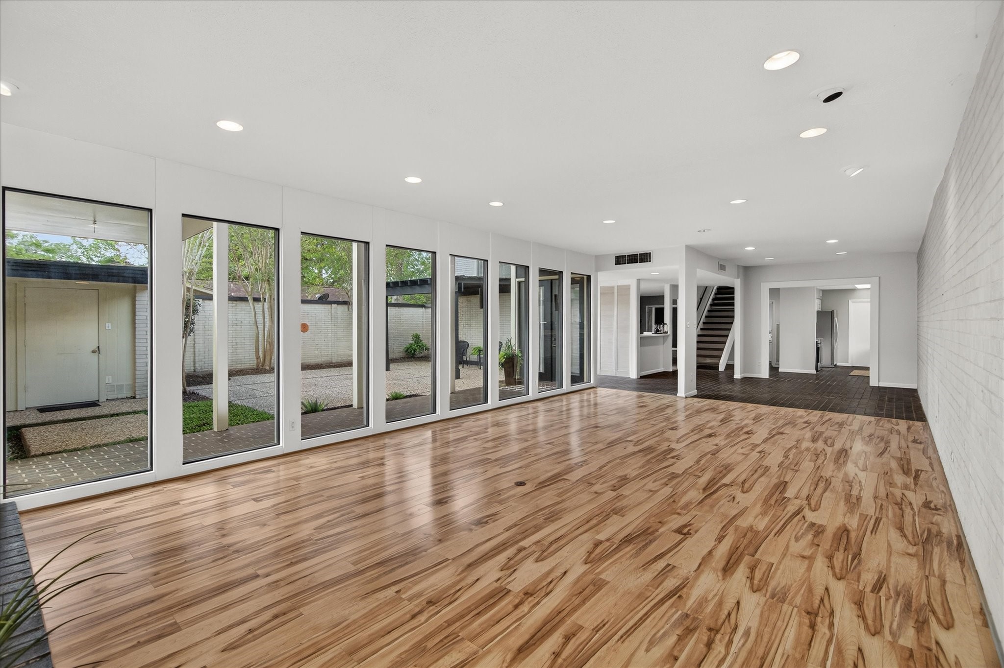 147 Valley Drive Property Photo 13