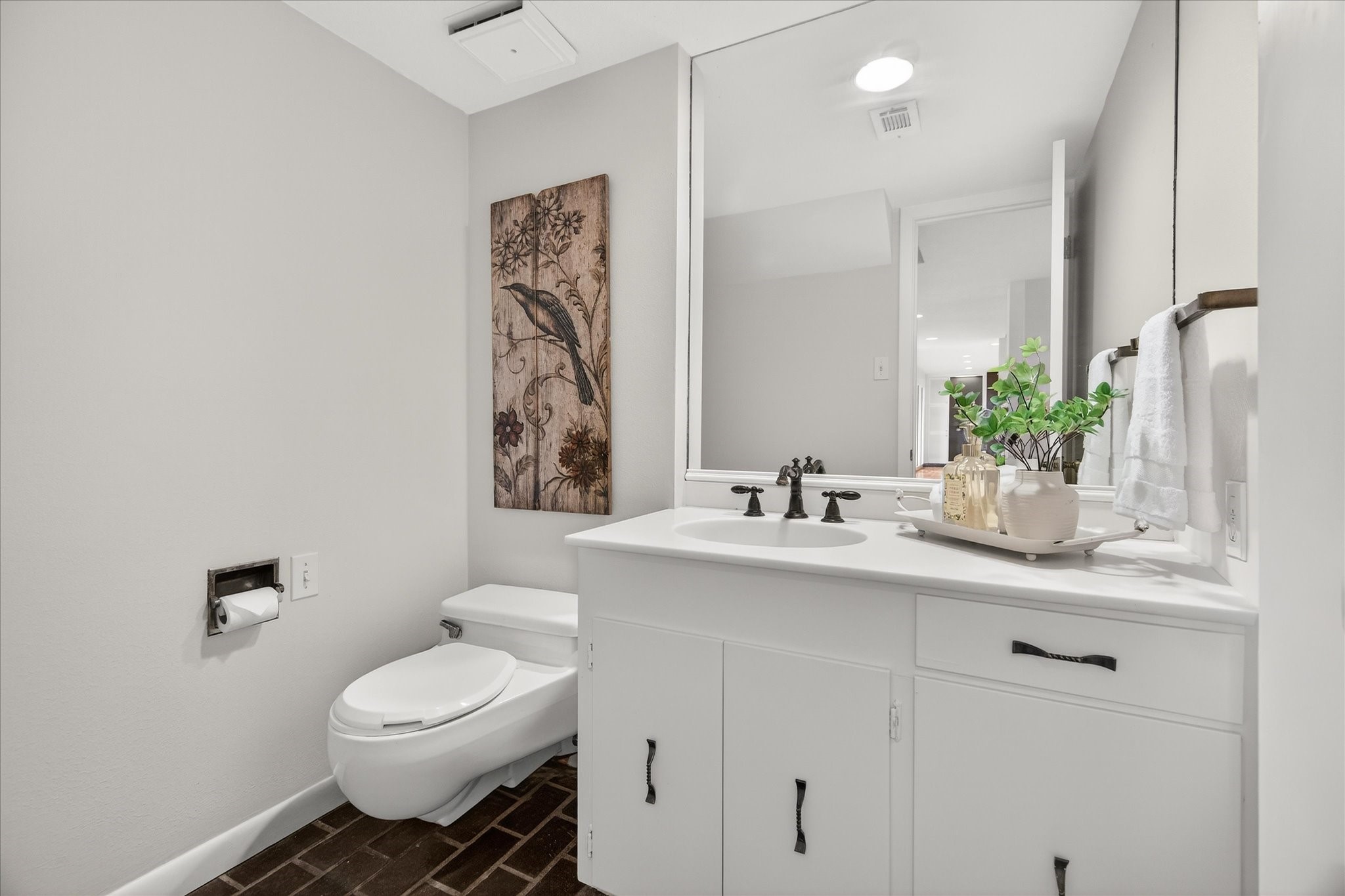 147 Valley Drive Property Photo 22