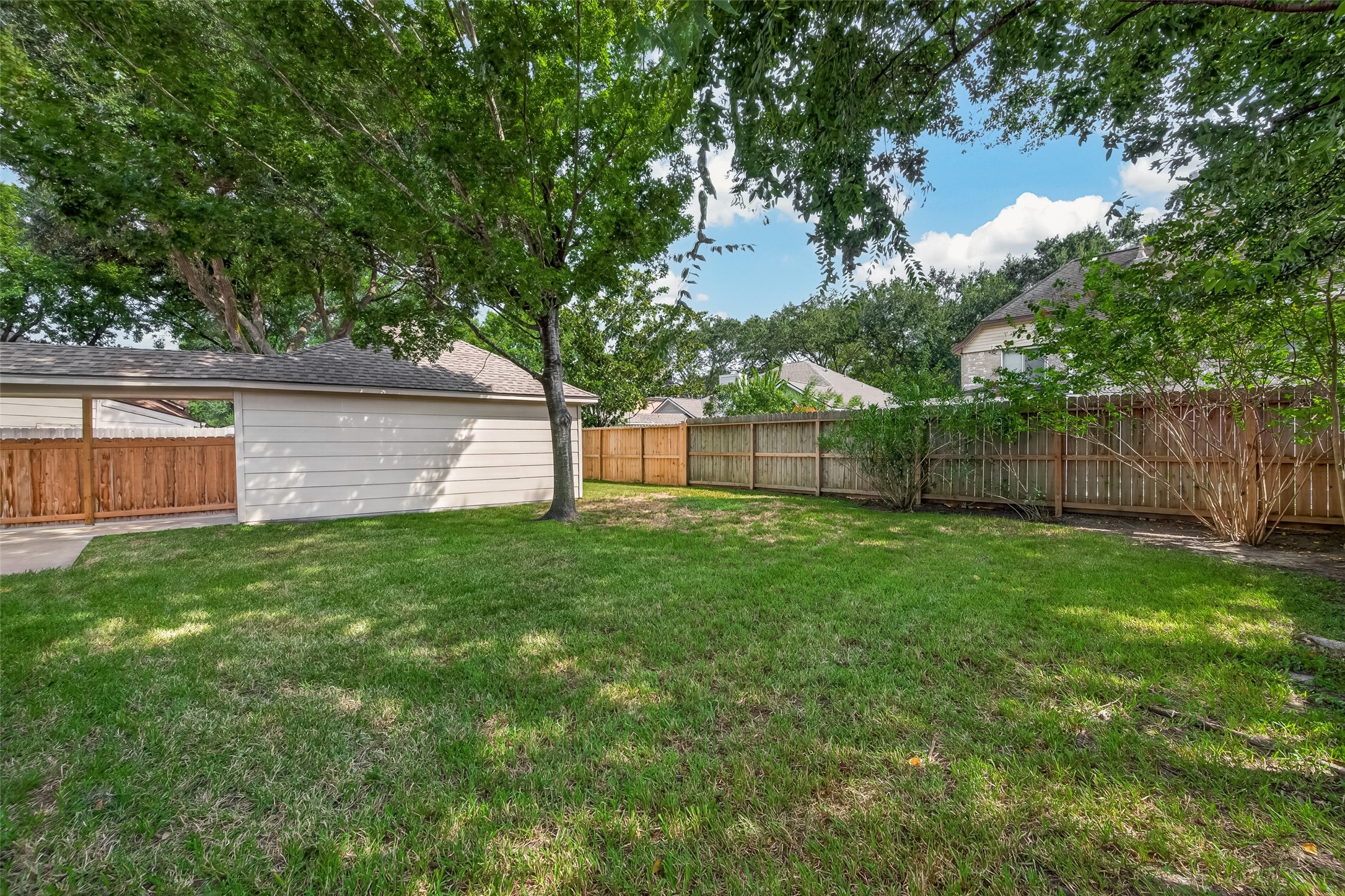 22503 Cove Hollow Drive Property Photo 47