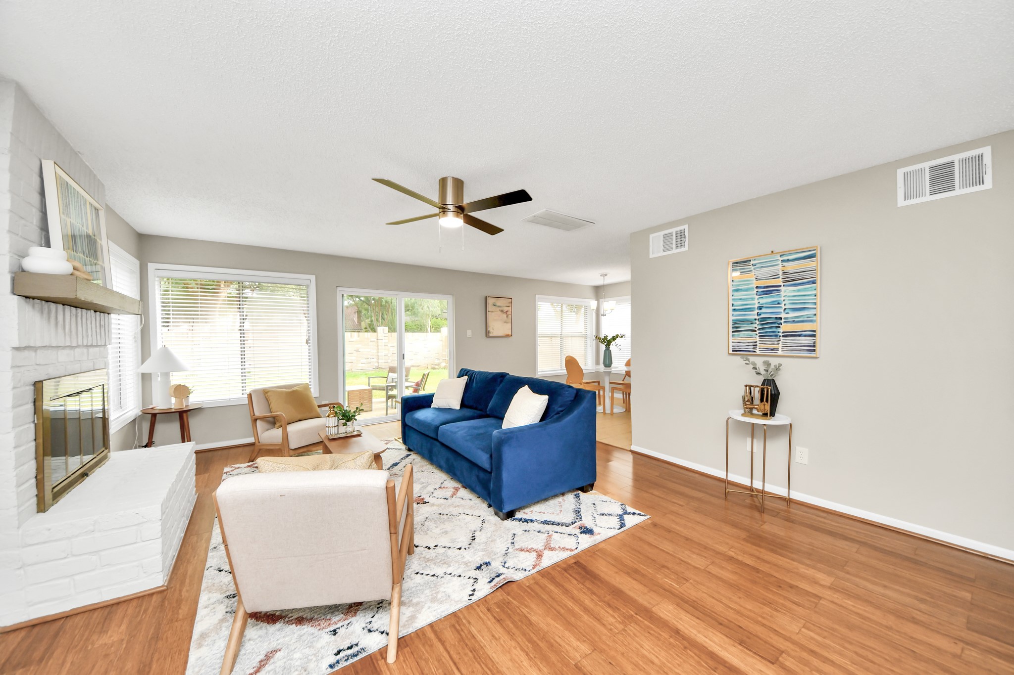3211 The Highlands Drive Property Photo 5