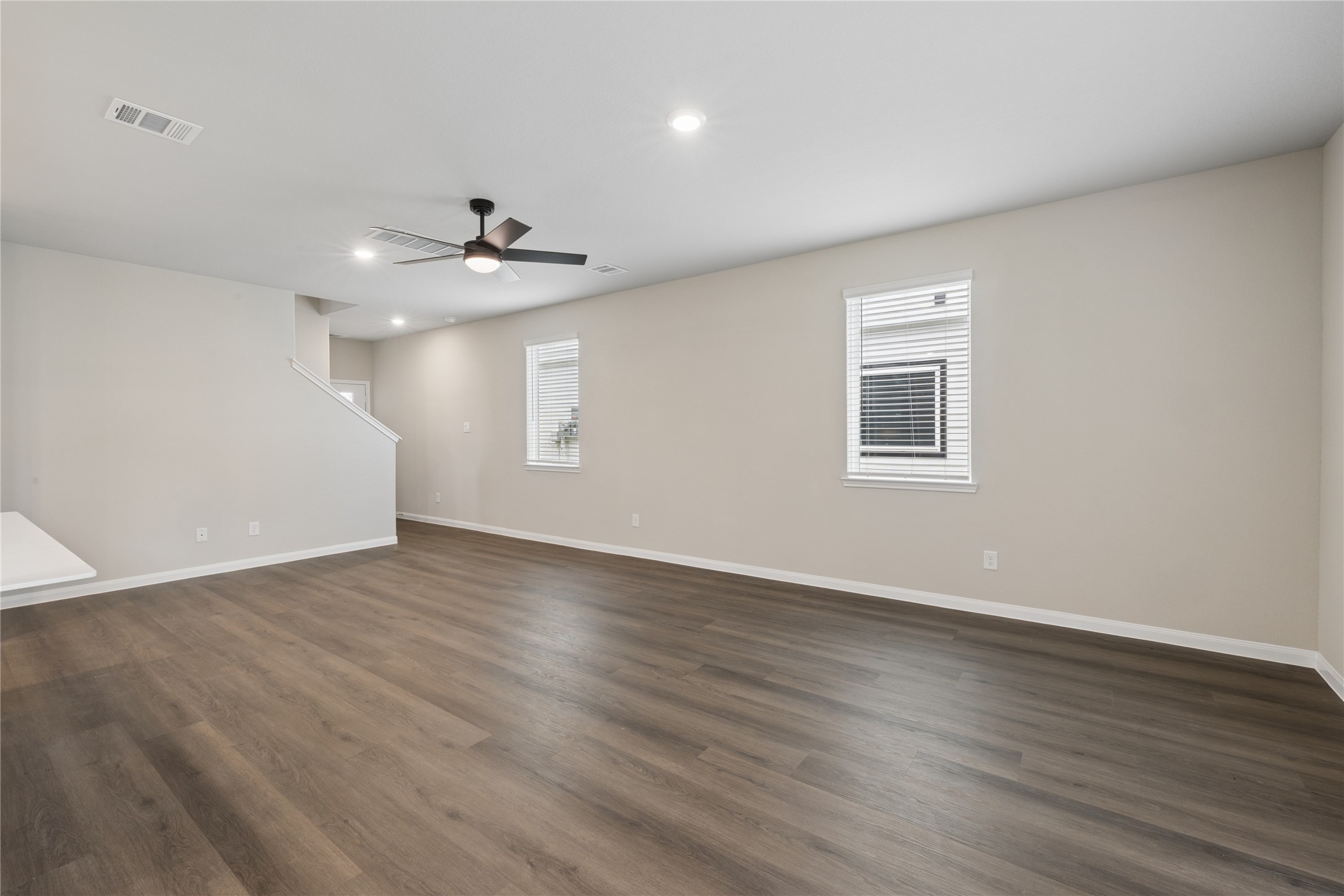 2340 Pipefish Drive Property Photo 5