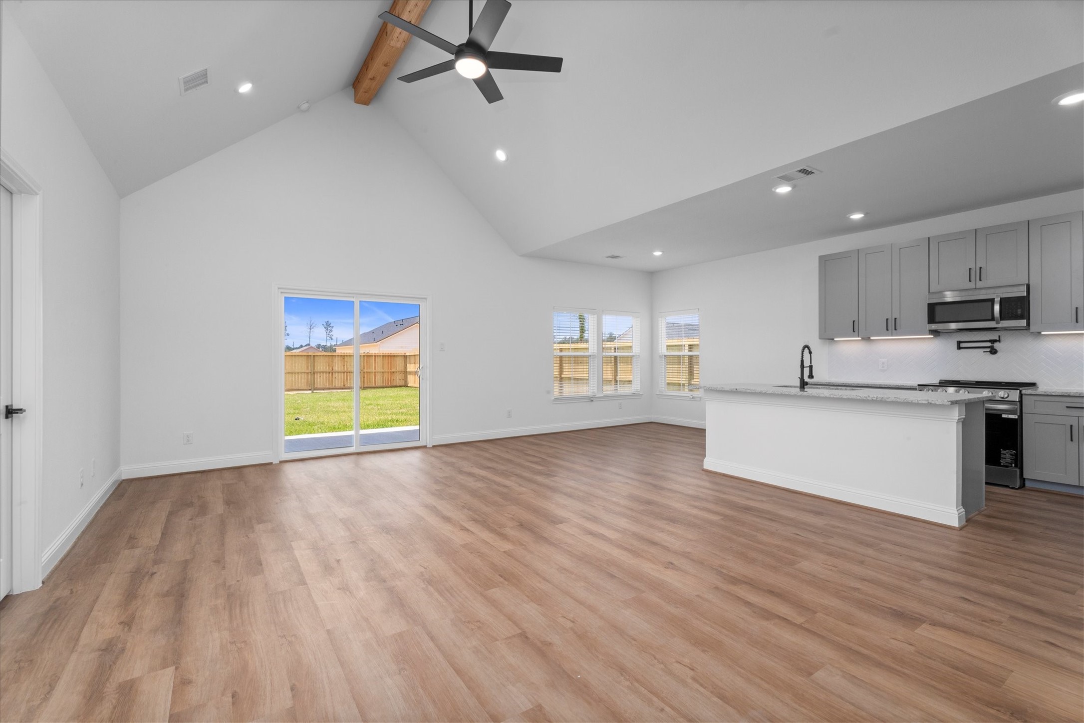 11498 Durant Drive Property Photo 7