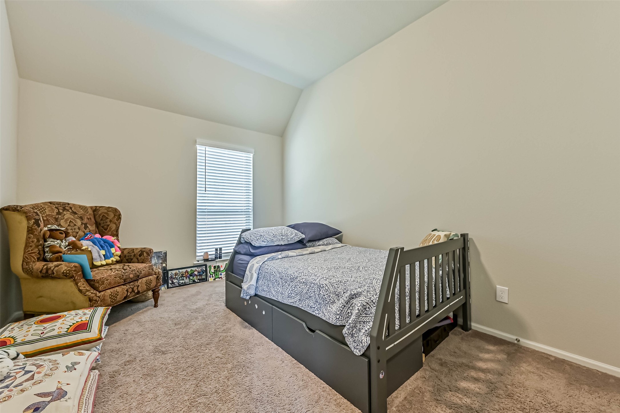 5138 Walnut Grove Lane Property Photo 24