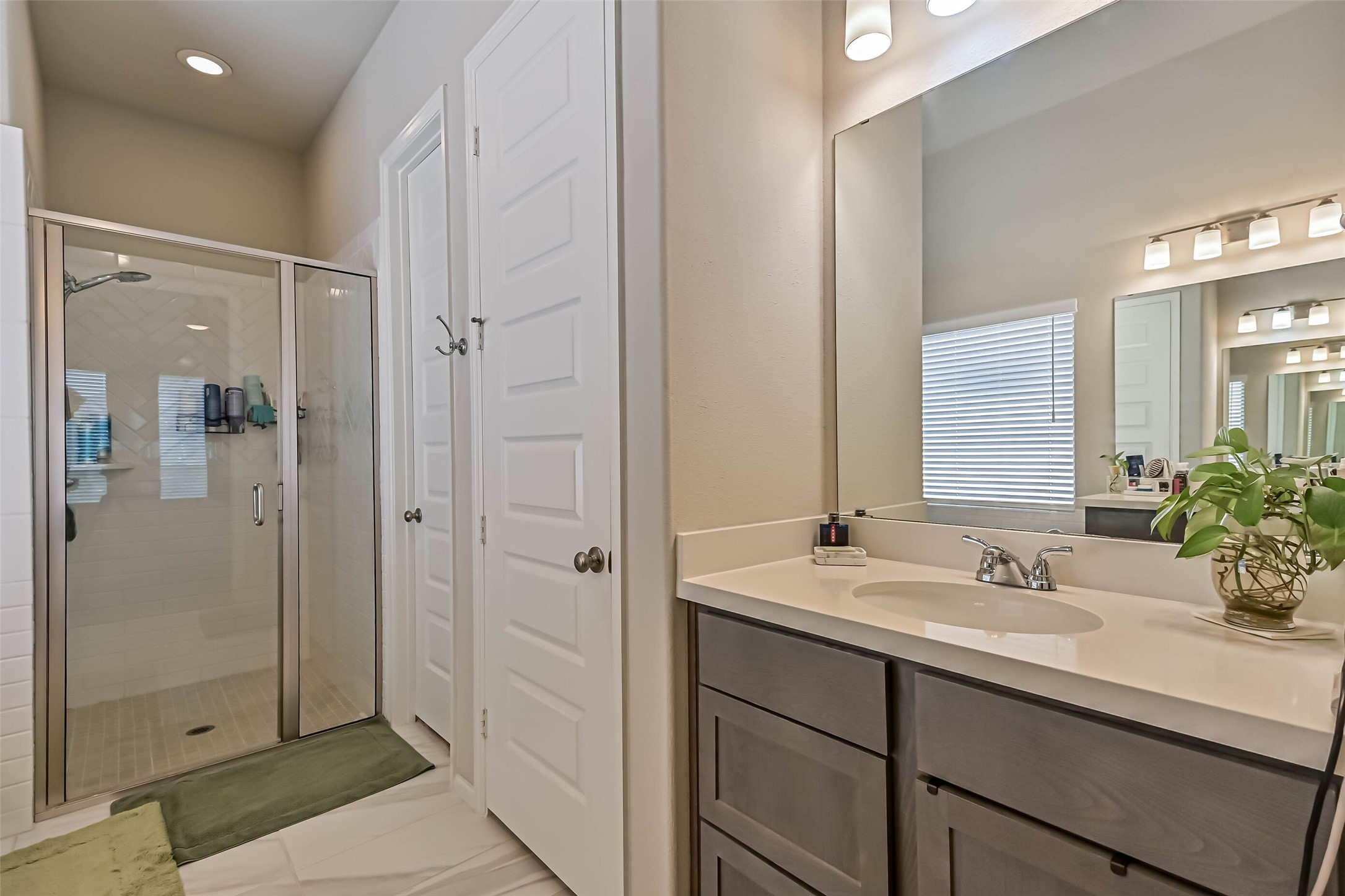 5138 Walnut Grove Lane Property Photo 27