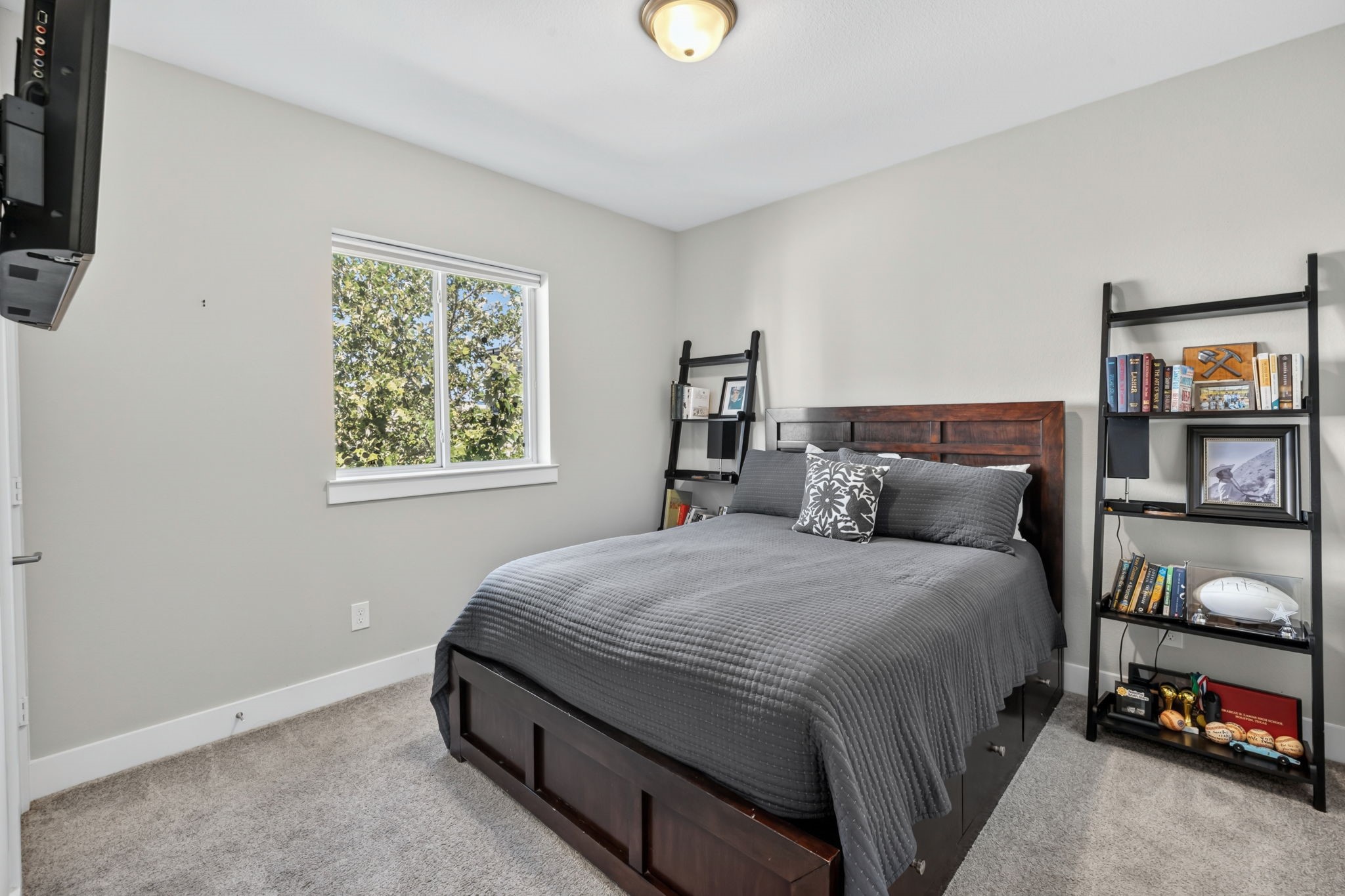 1423 Biondo Way Property Photo 40