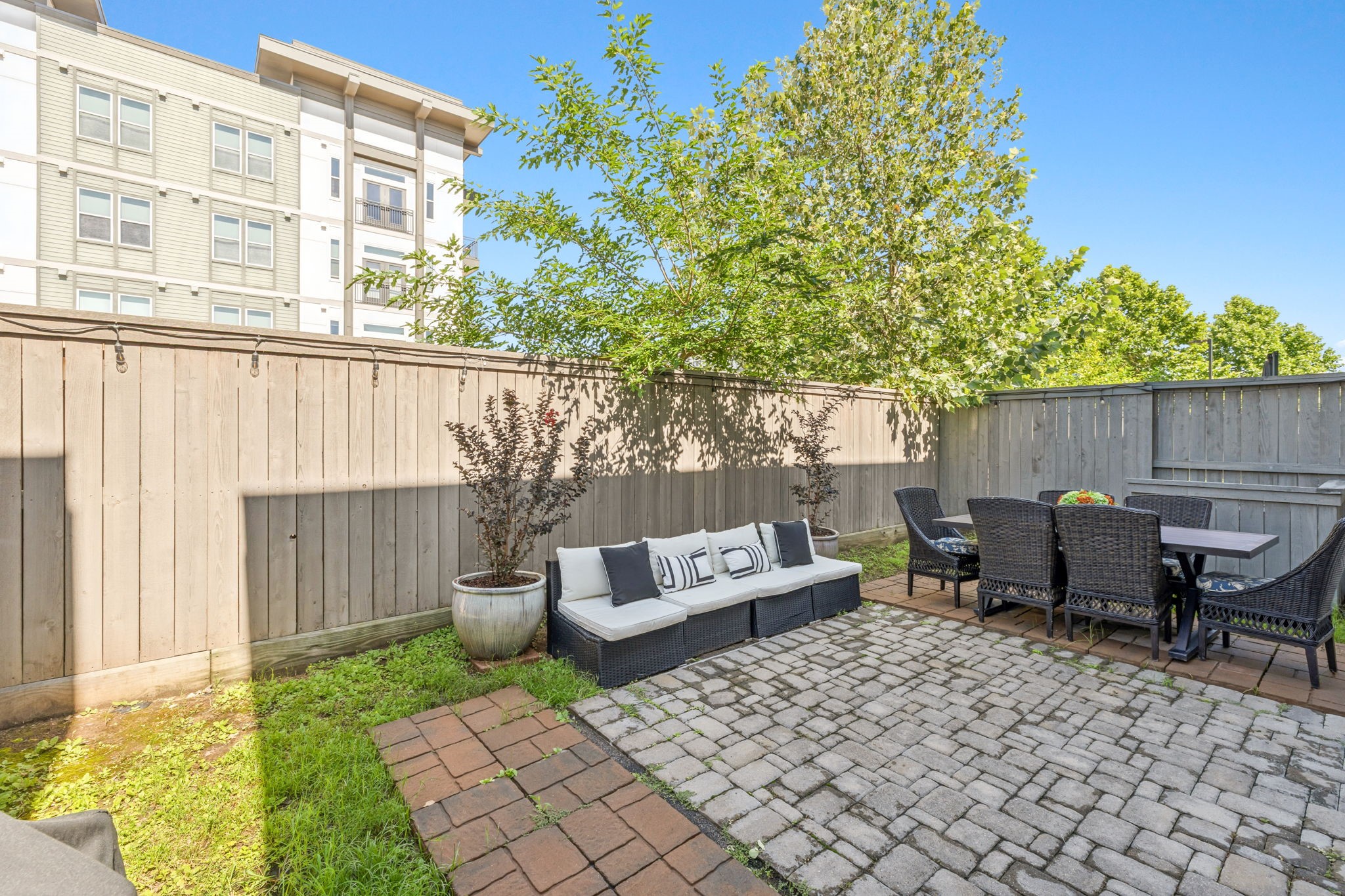 1423 Biondo Way Property Photo 46