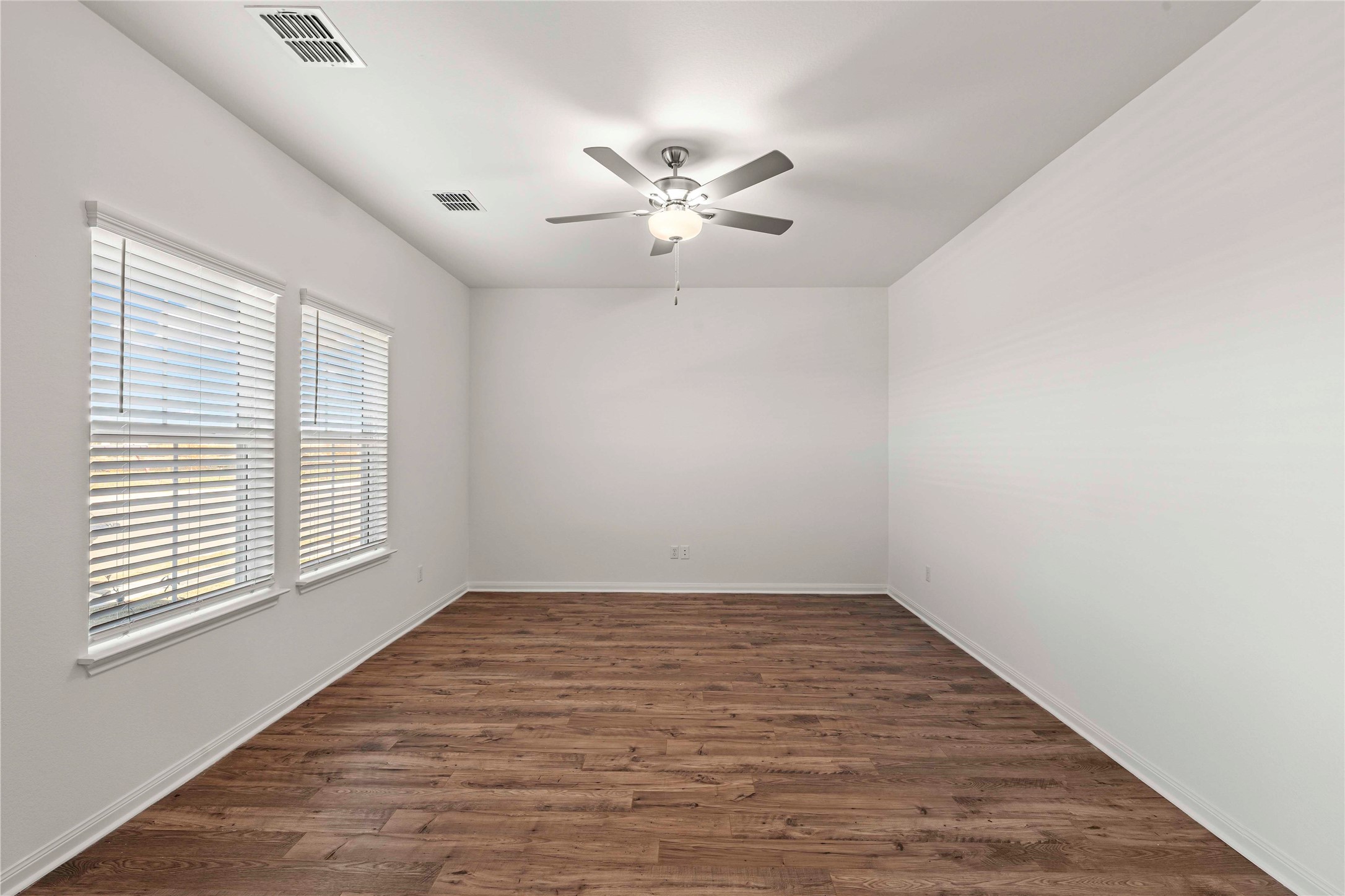 23047 Glory Orchid Drive Property Photo 2