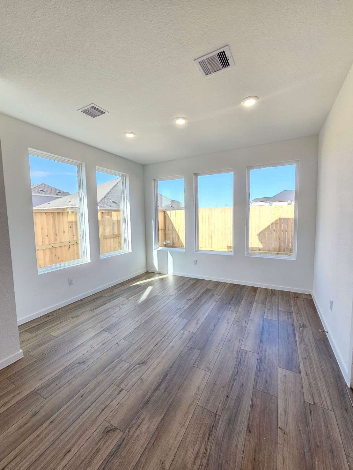 2714 Nature Sweet Street Property Photo 9