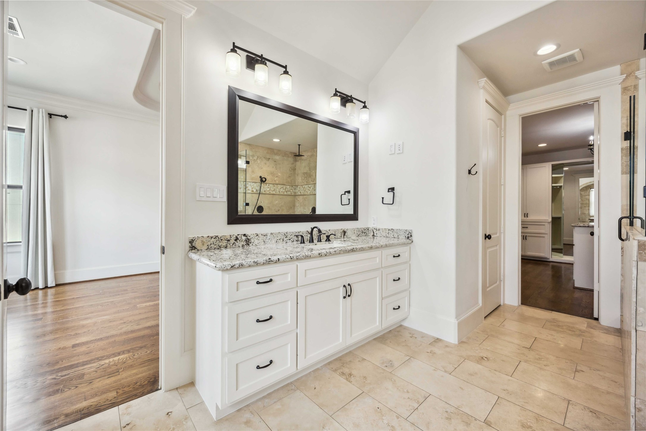 215 Malone Street Property Photo 26