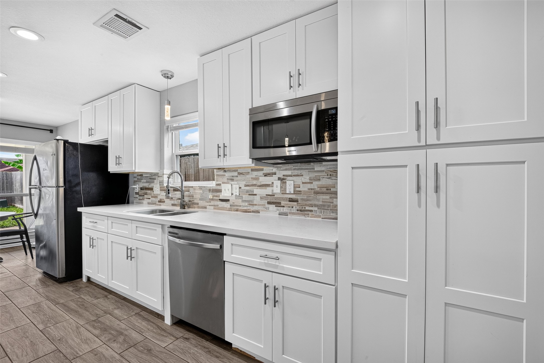 1931 Hilton Head Drive Property Photo 14