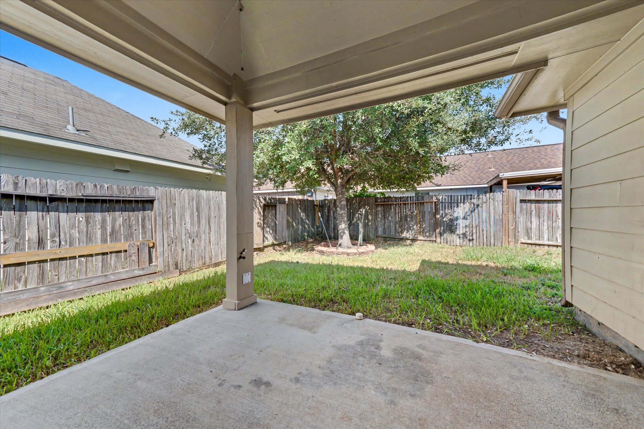 21826 Saragosa Pond Lane Property Photo 40
