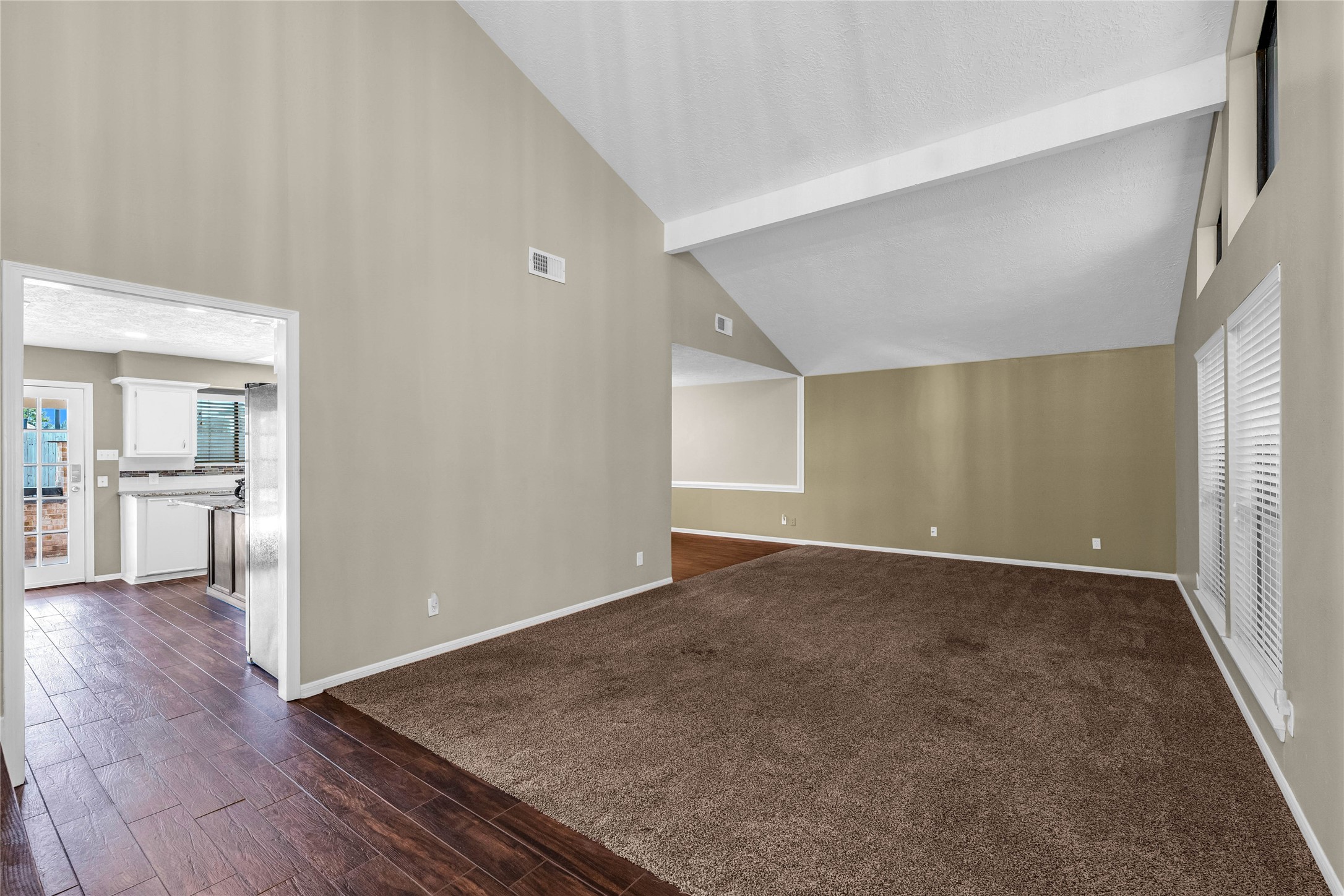 2202 Erin Glen Court Property Photo 28
