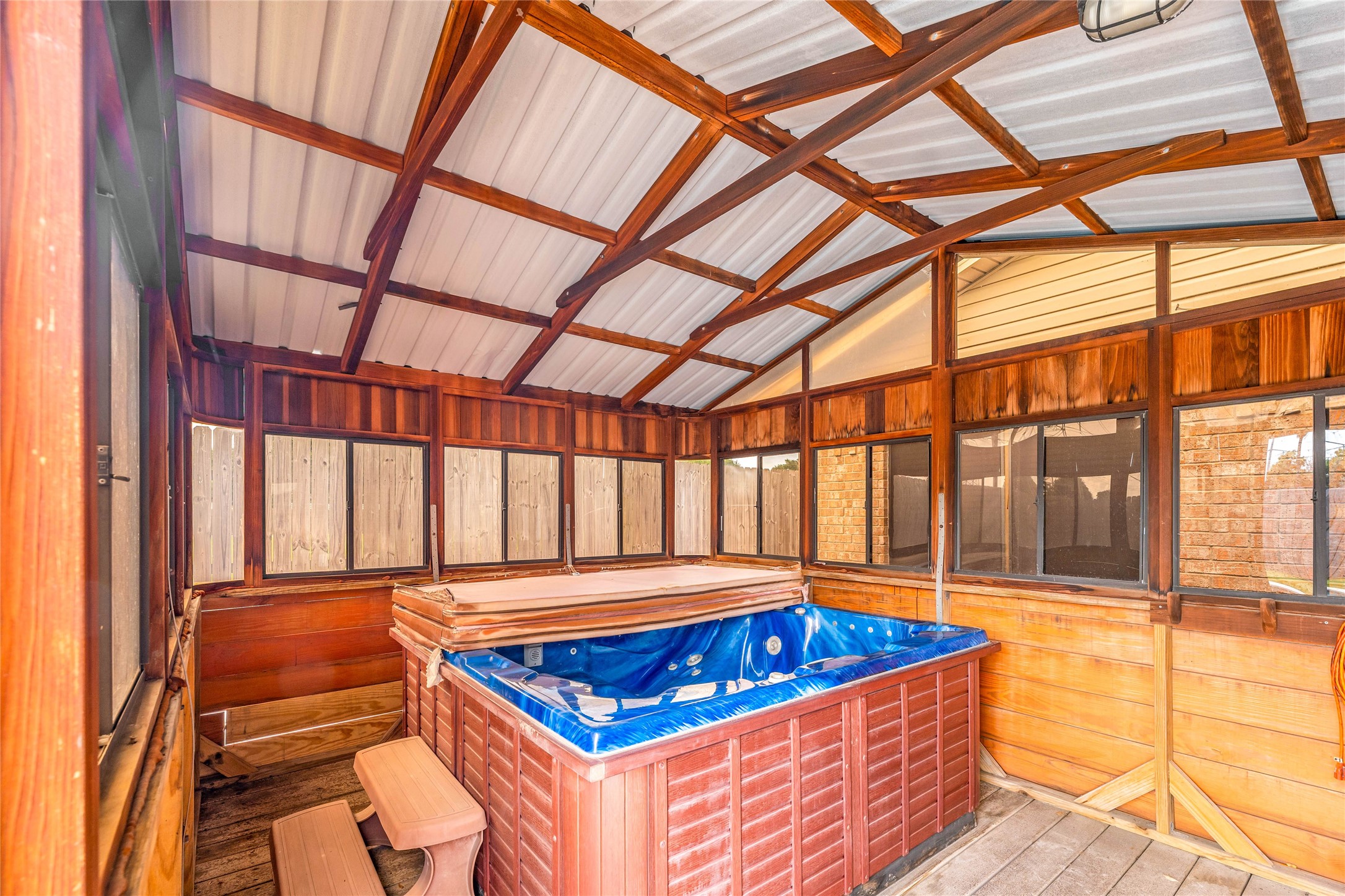 2202 Erin Glen Court Property Photo 30