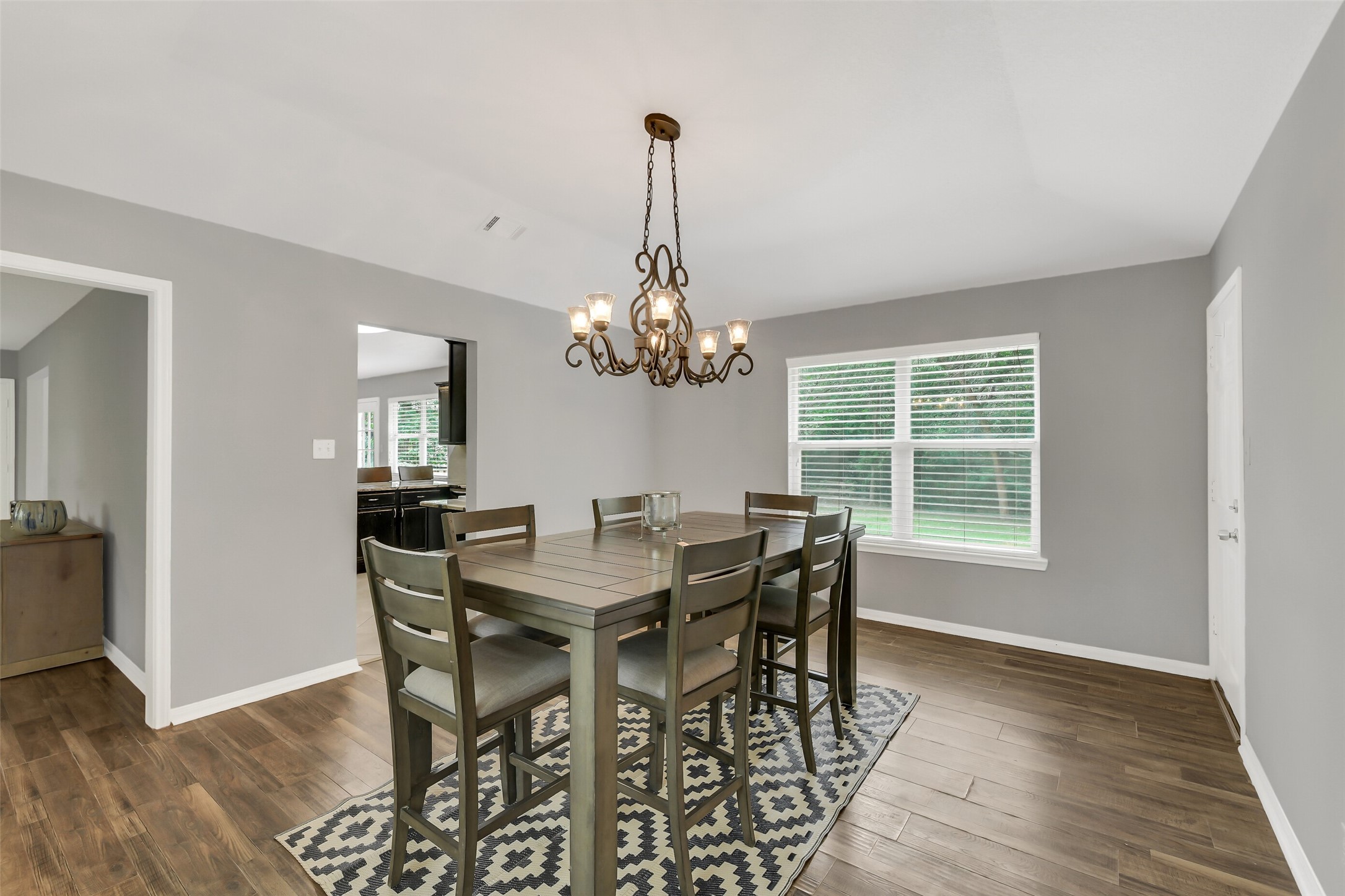100 Oak Hollow Boulevard Property Photo 25