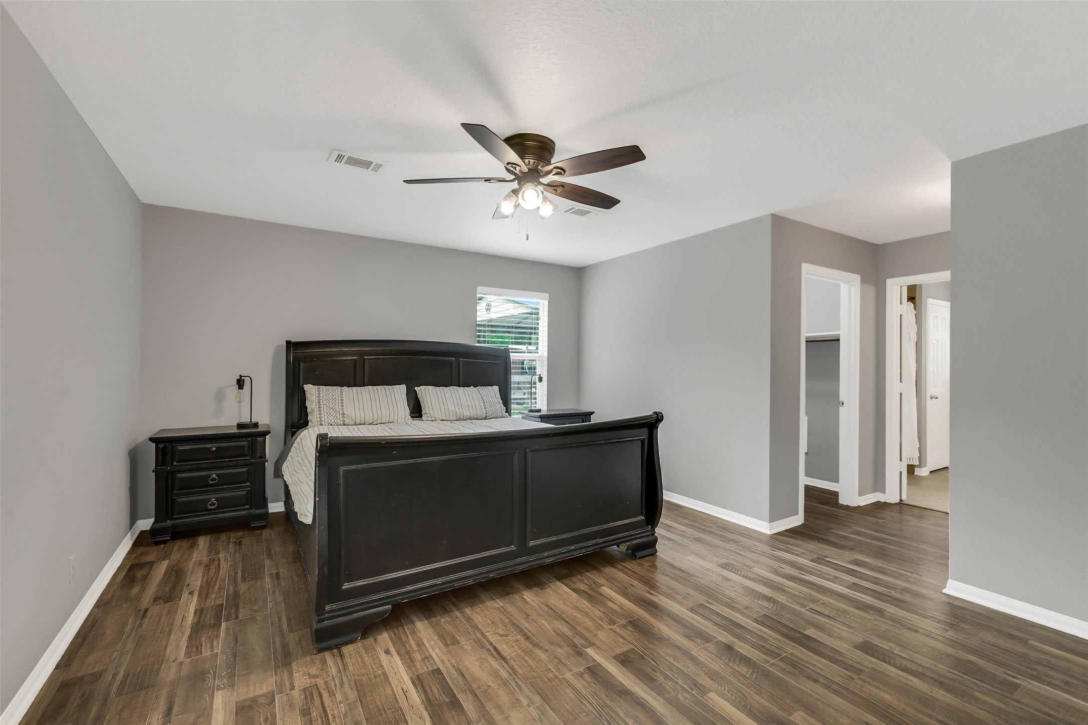 100 Oak Hollow Boulevard Property Photo 28