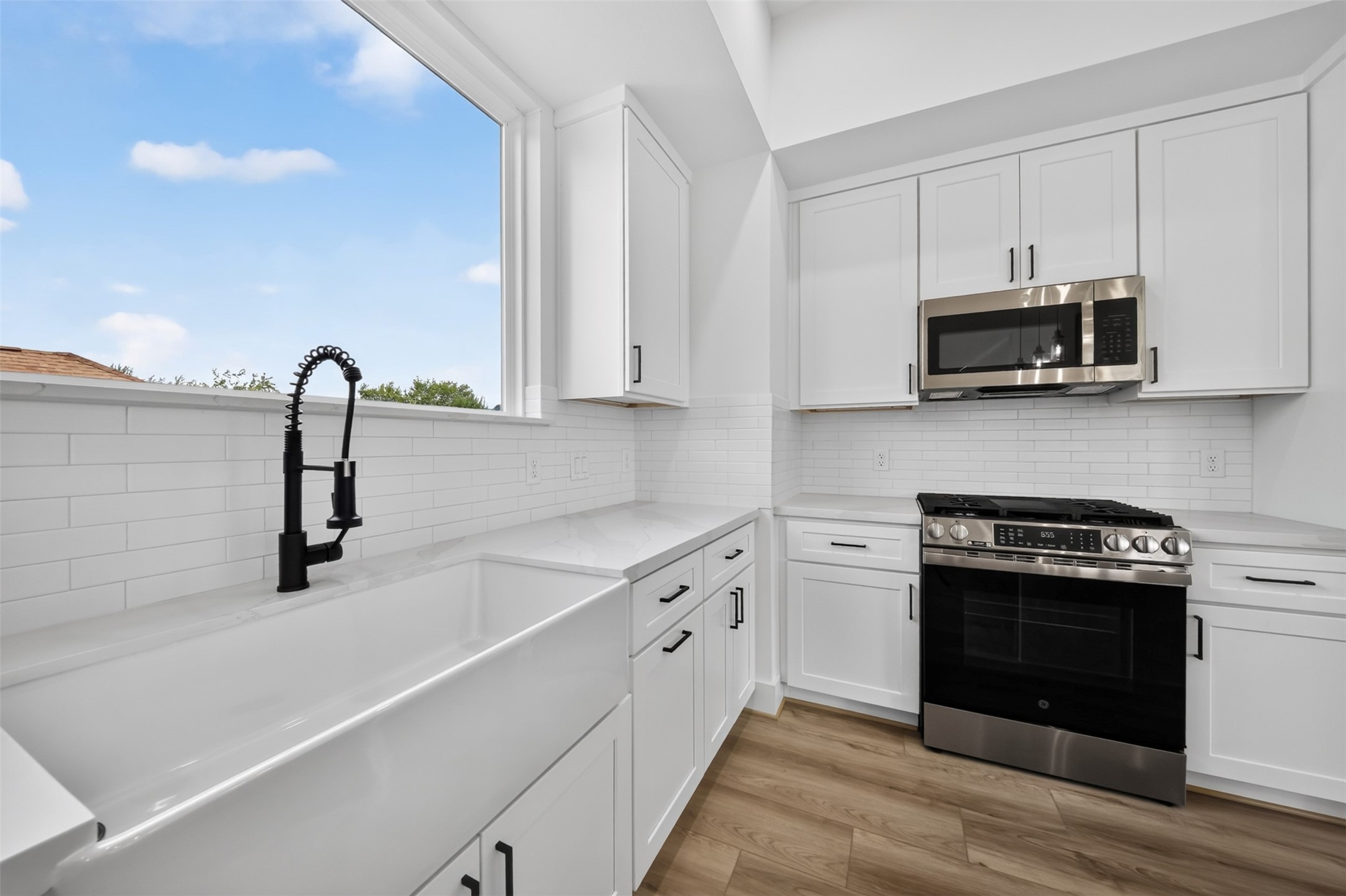 2421 Harrington Street Property Photo 19