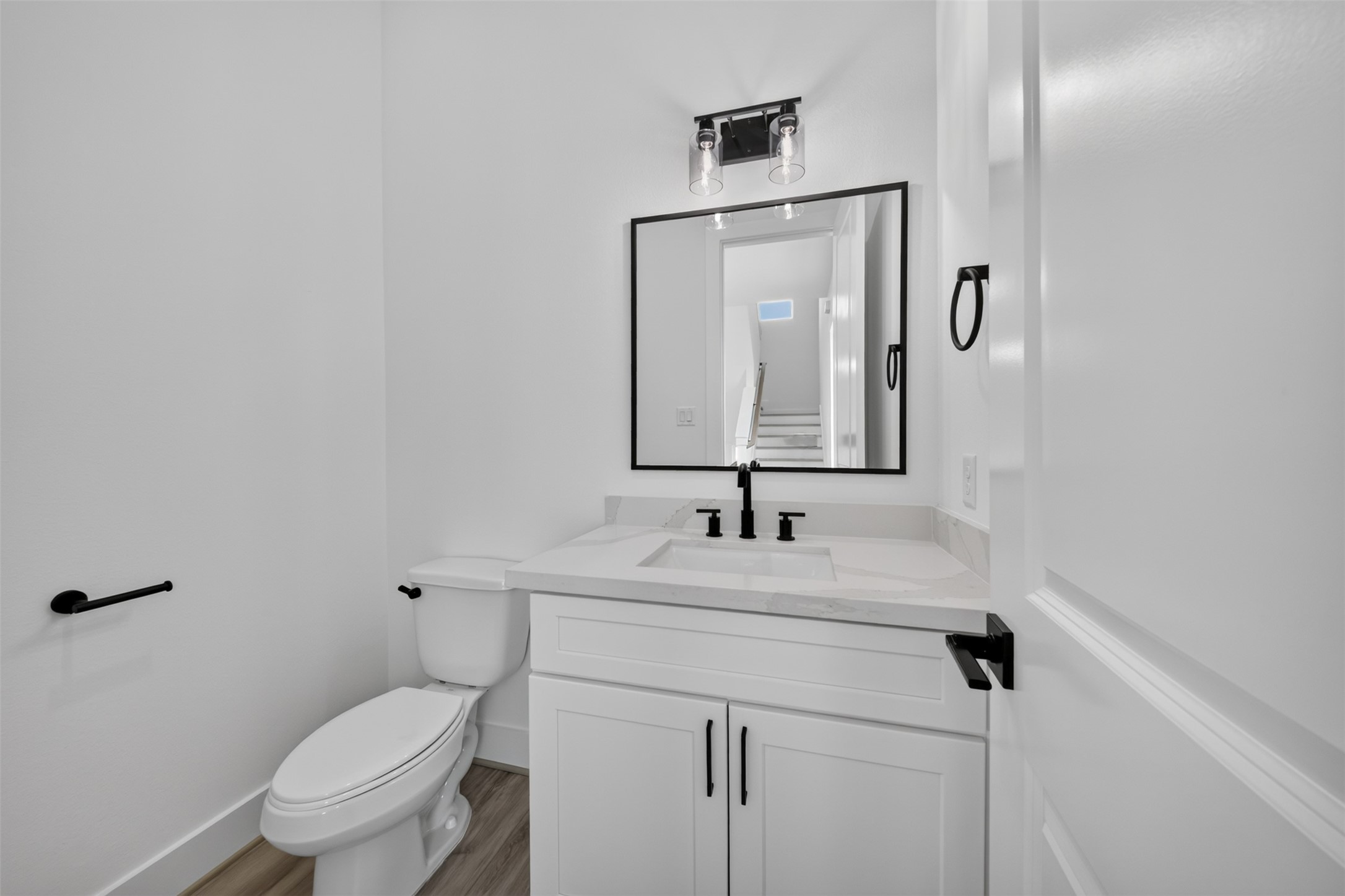2421 Harrington Street Property Photo 26