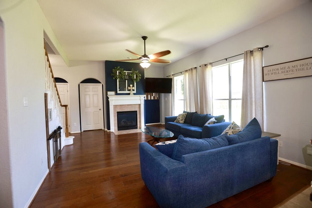 7822 Ravens Point Drive Property Photo 9