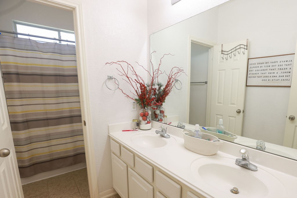 7822 Ravens Point Drive Property Photo 22
