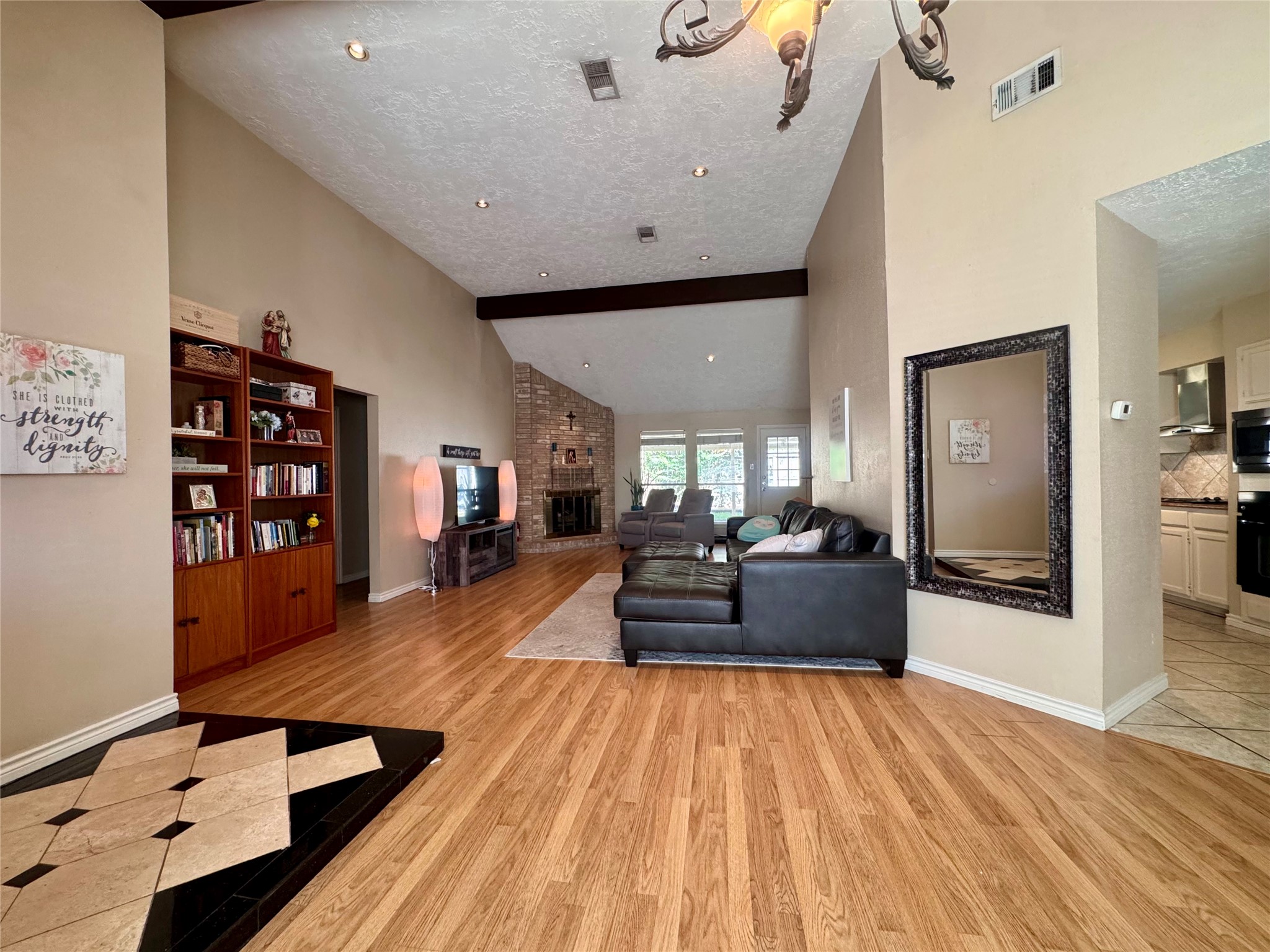 8507 Grove Park Drive Property Photo 4