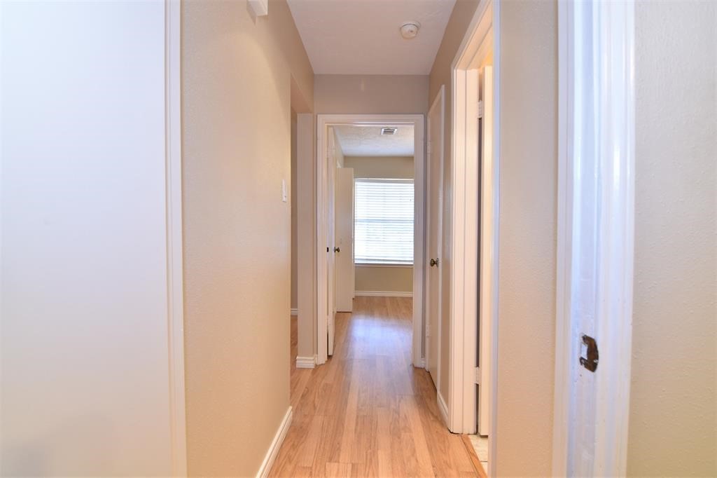8507 Grove Park Drive Property Photo 17