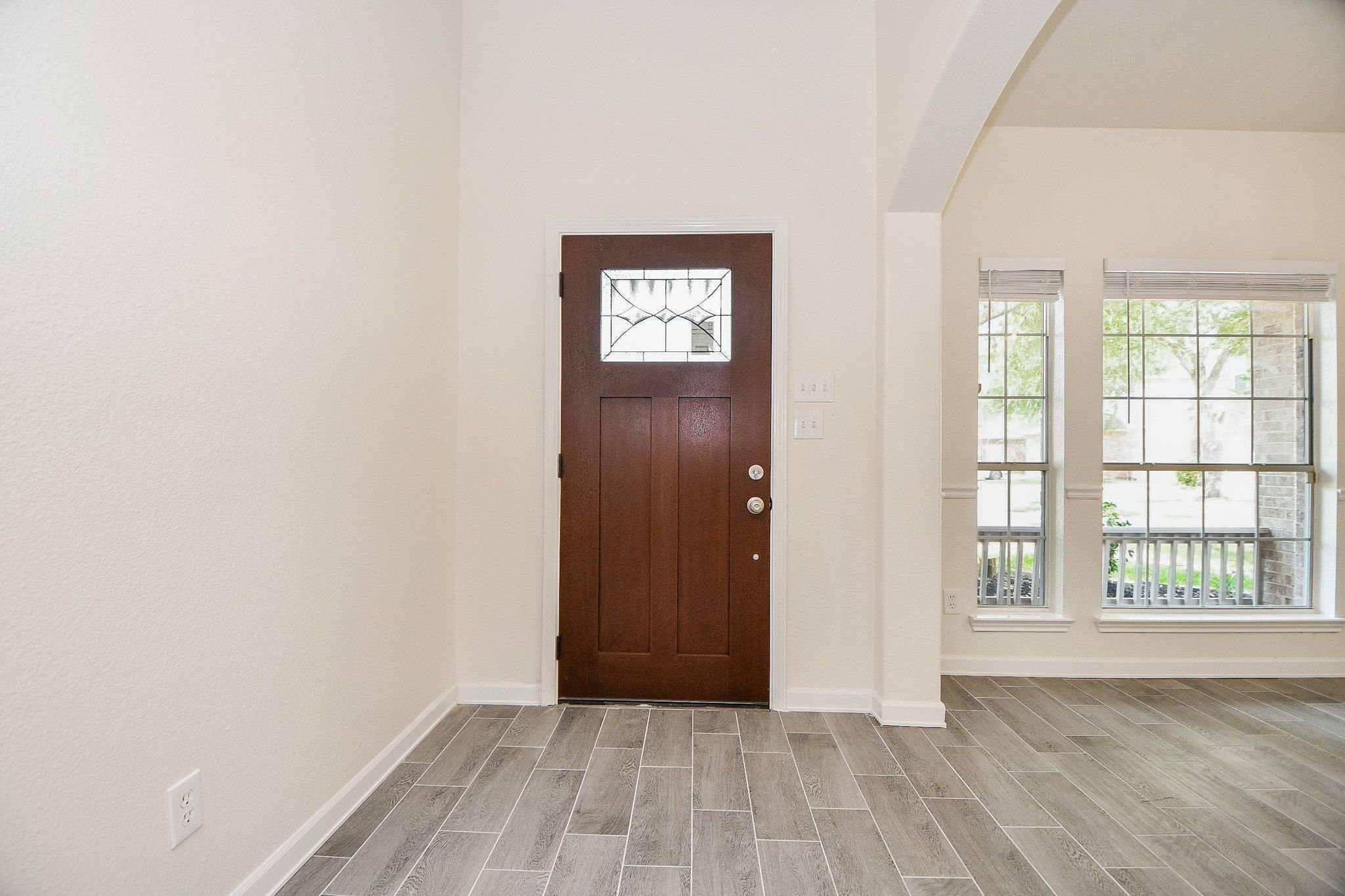 2723 Jade Forest Lane Property Photo 4