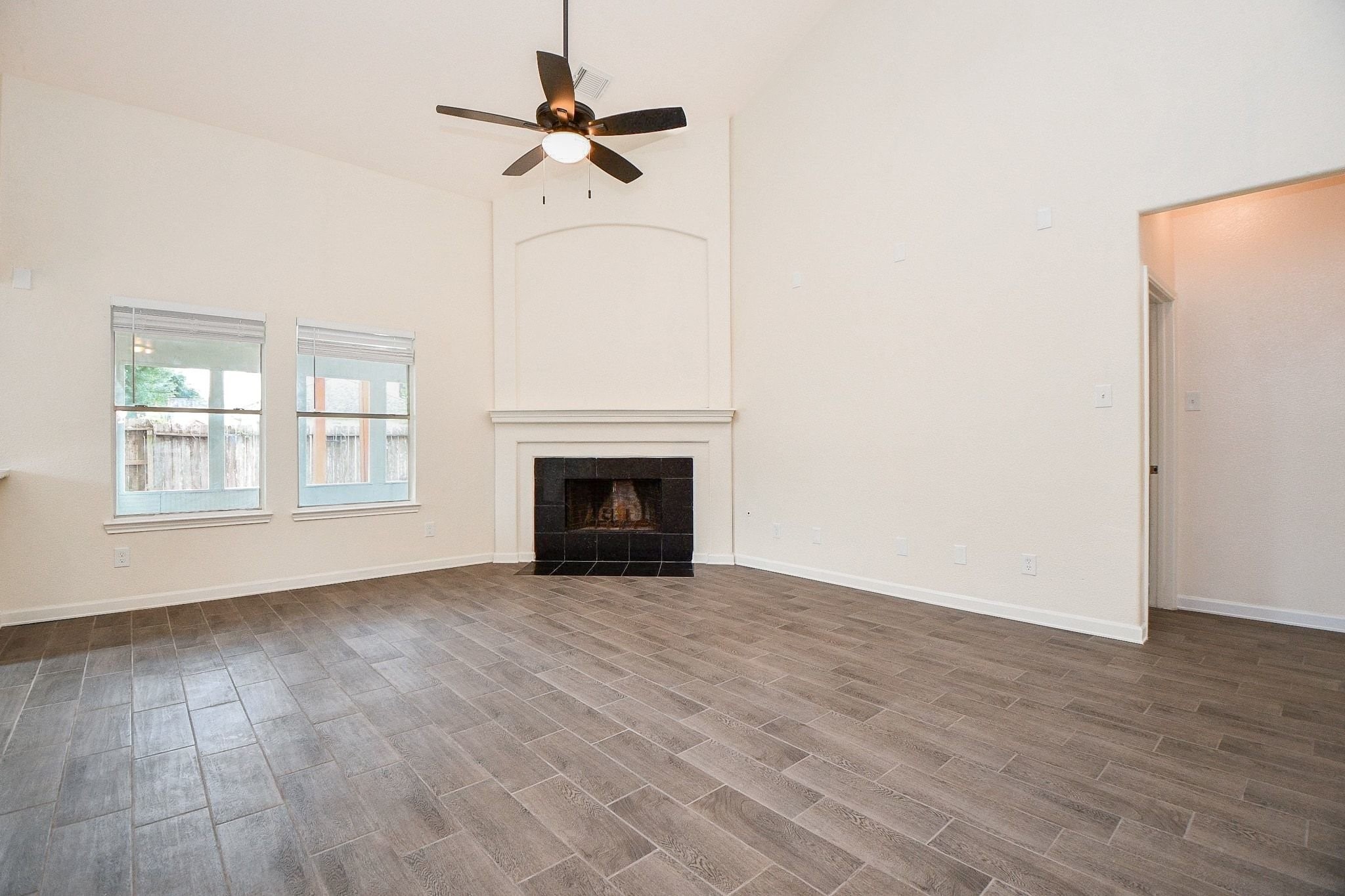 2723 Jade Forest Lane Property Photo 10