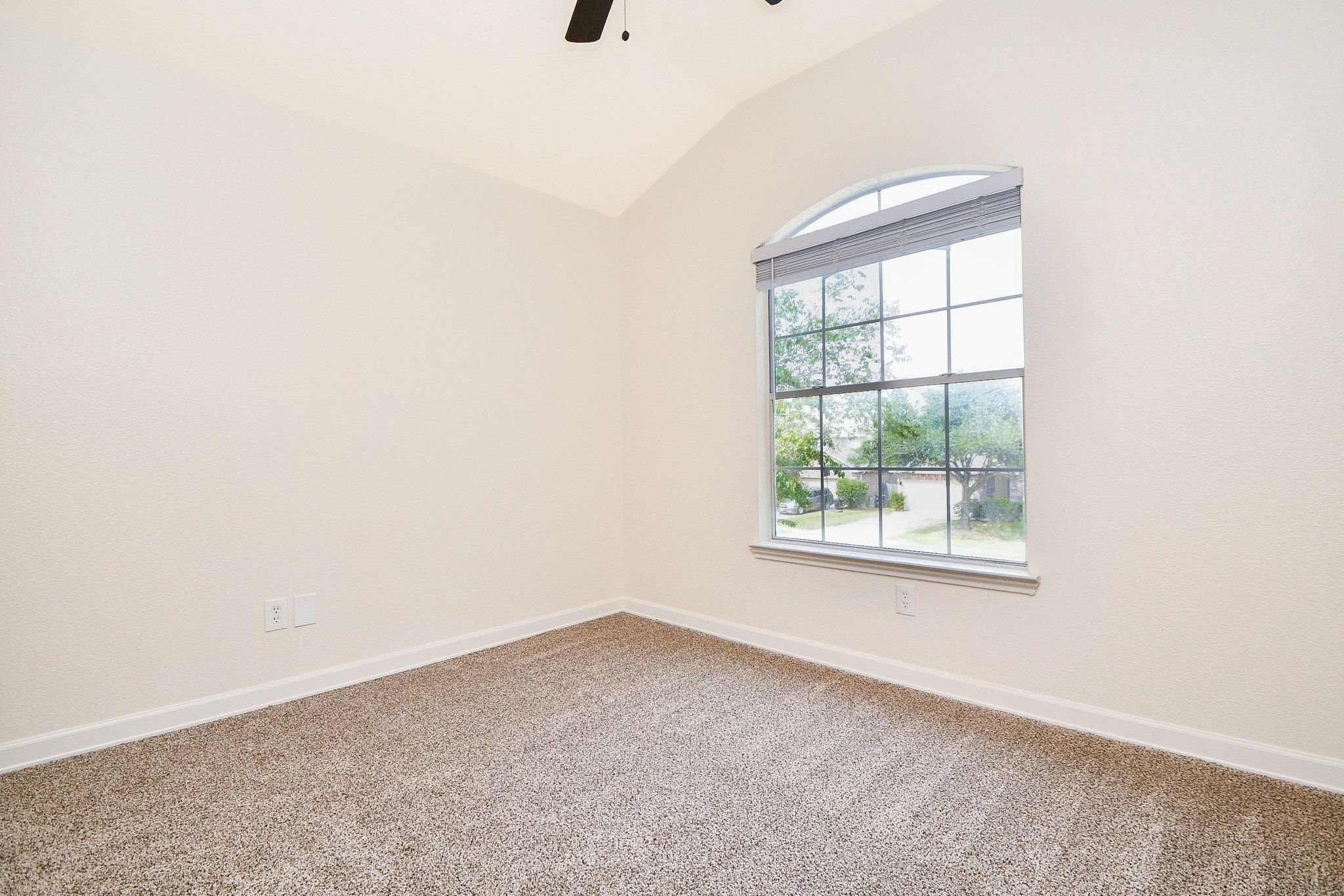 2723 Jade Forest Lane Property Photo 18