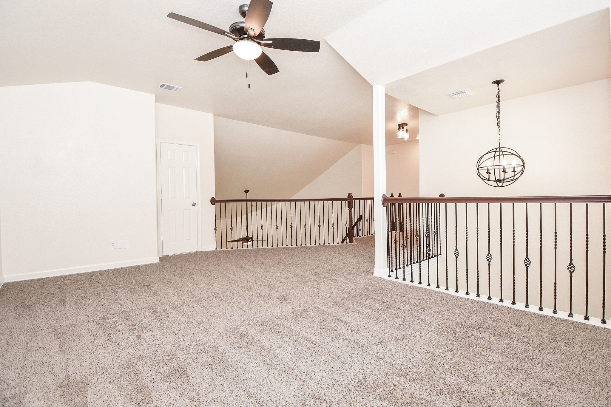 2723 Jade Forest Lane Property Photo 23