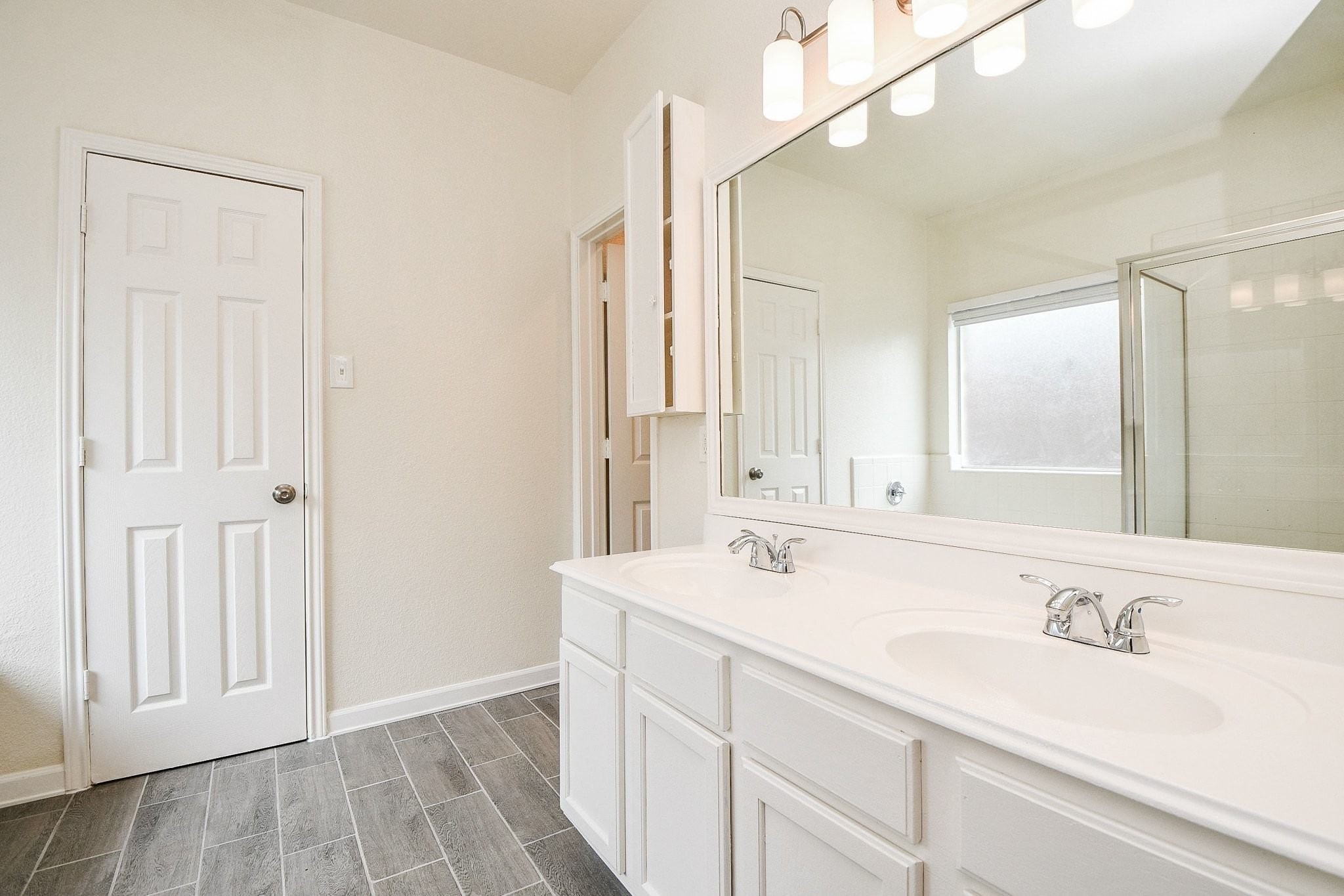 2723 Jade Forest Lane Property Photo 25