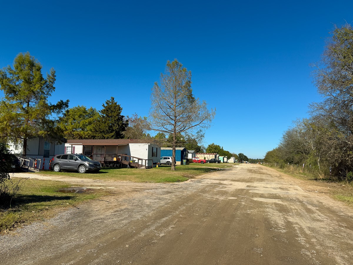 1658 State Highway 75 N Property Photo 8