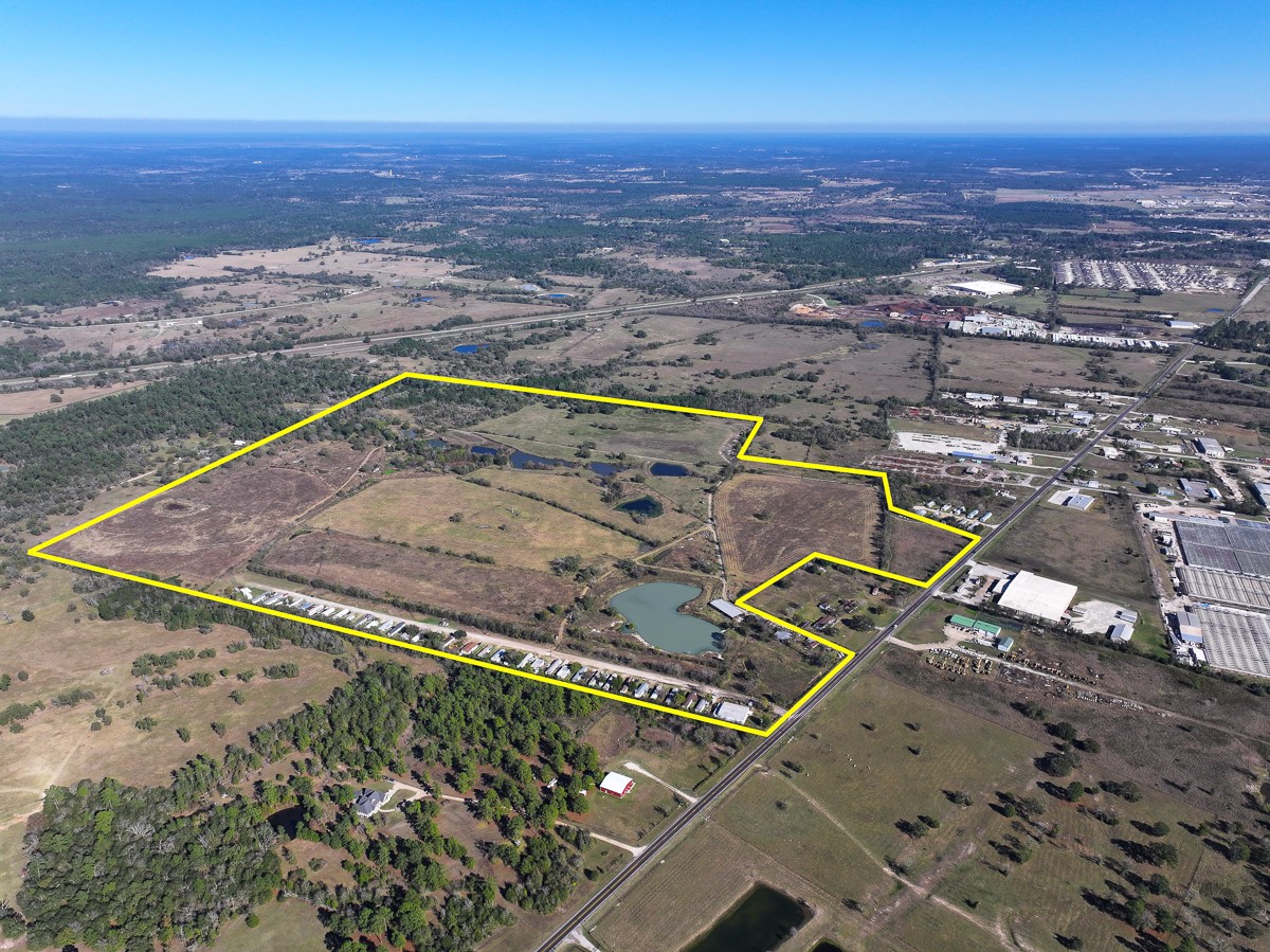 1658 State Highway 75 N Property Photo 18