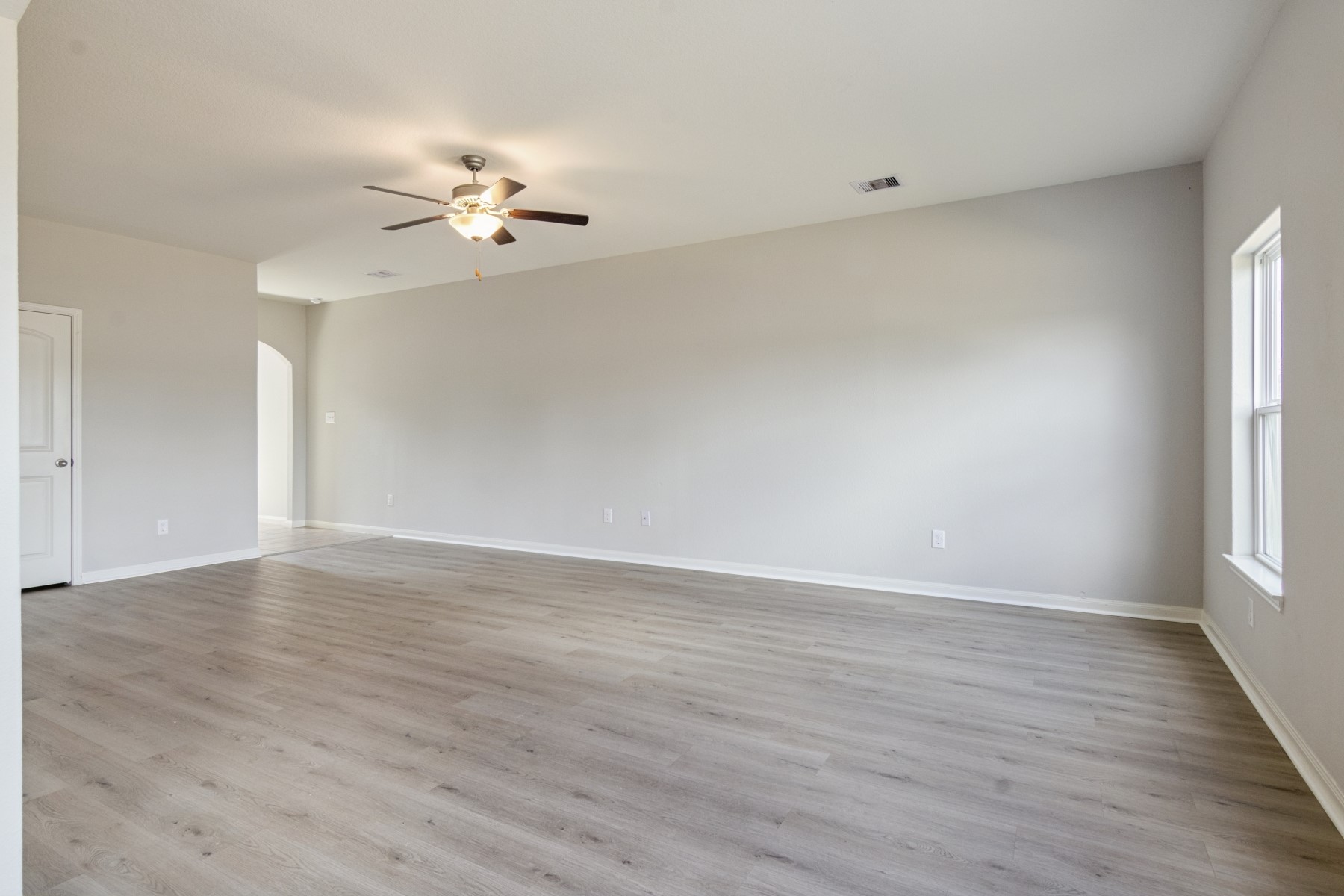 22606 Cloverland Field Drive Property Photo 6