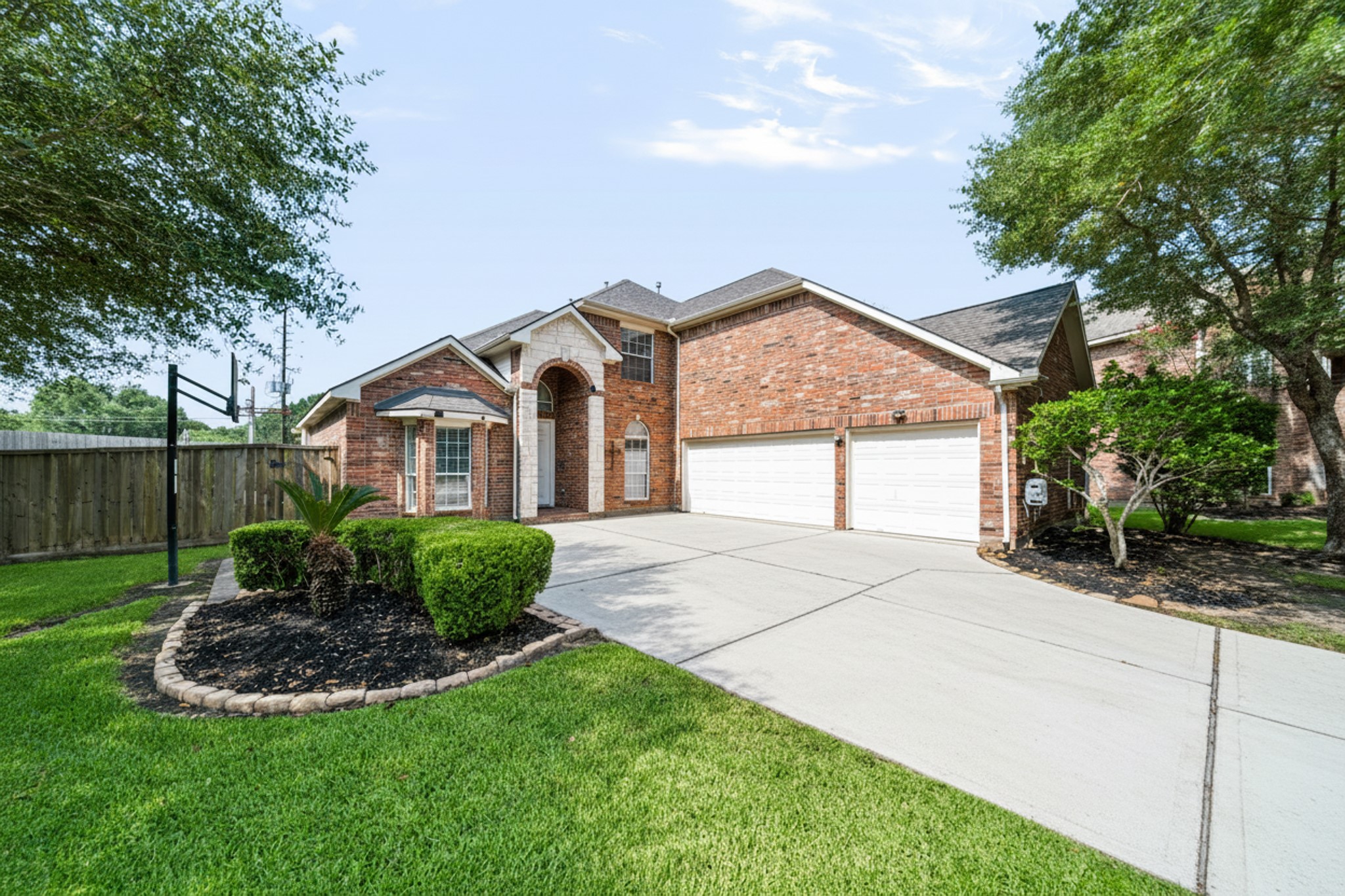 2303 Fern Bend Lane Property Photo 6