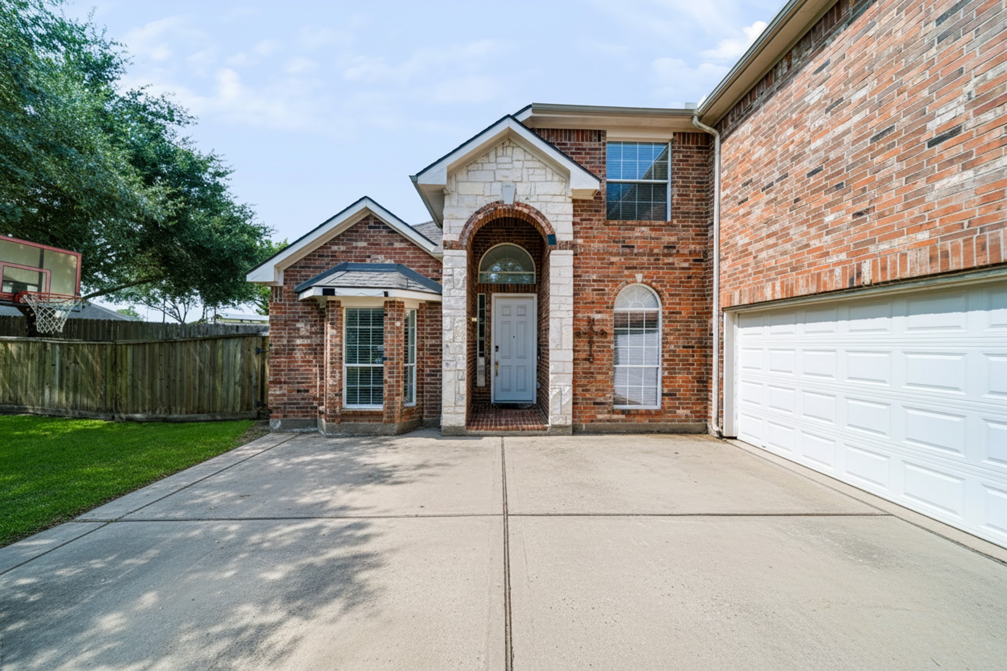 2303 Fern Bend Lane Property Photo 9