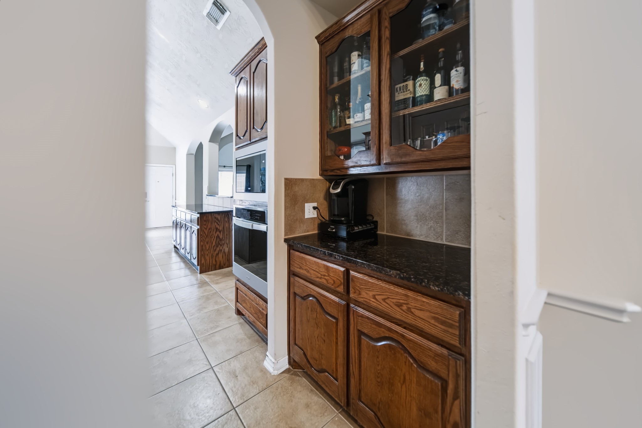 2303 Fern Bend Lane Property Photo 12