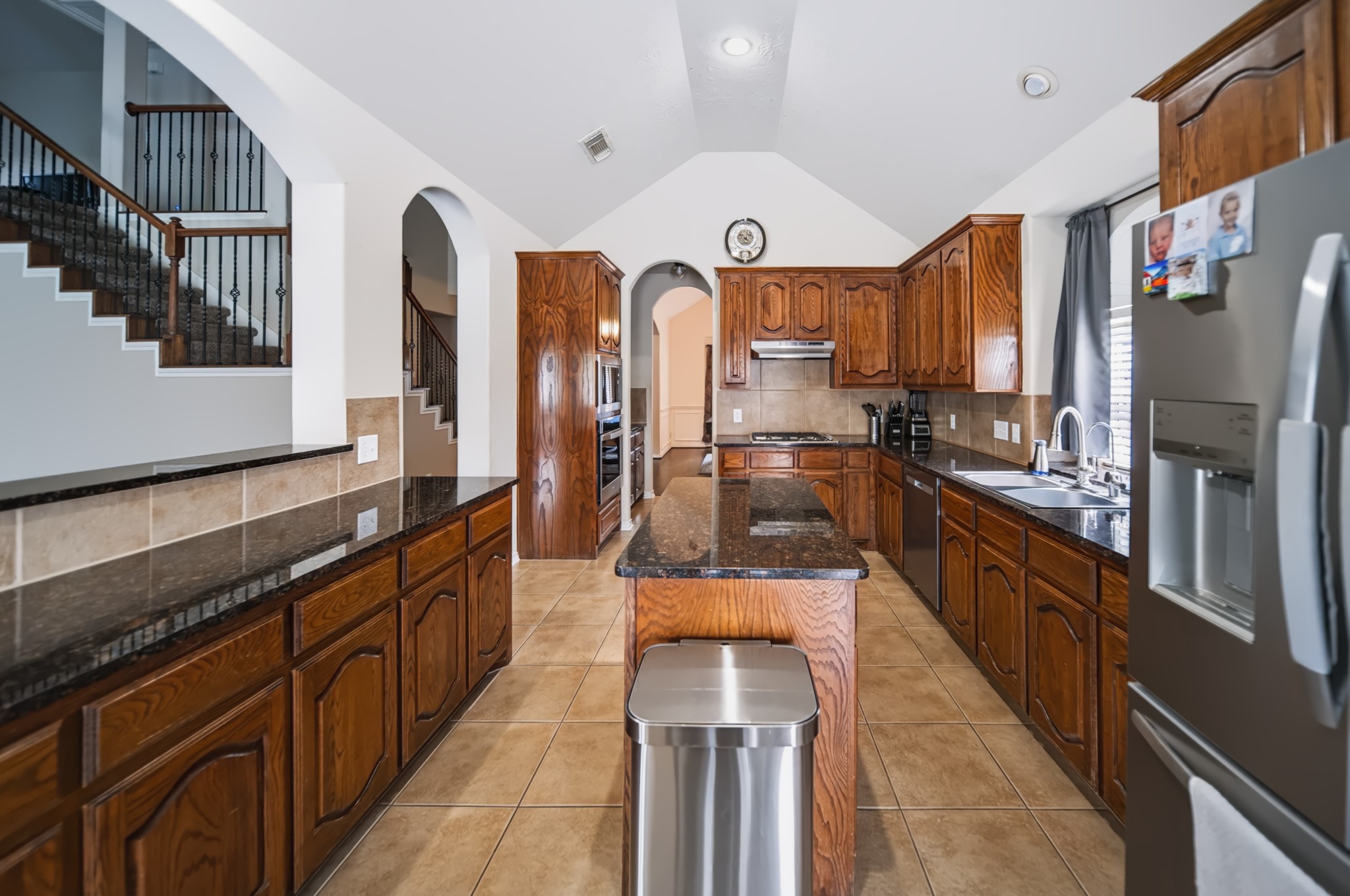 2303 Fern Bend Lane Property Photo 14