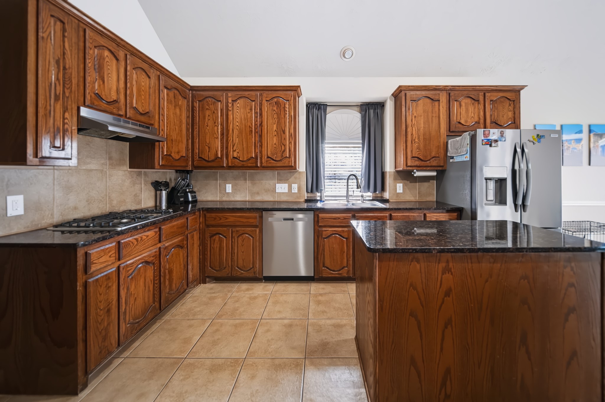 2303 Fern Bend Lane Property Photo 16