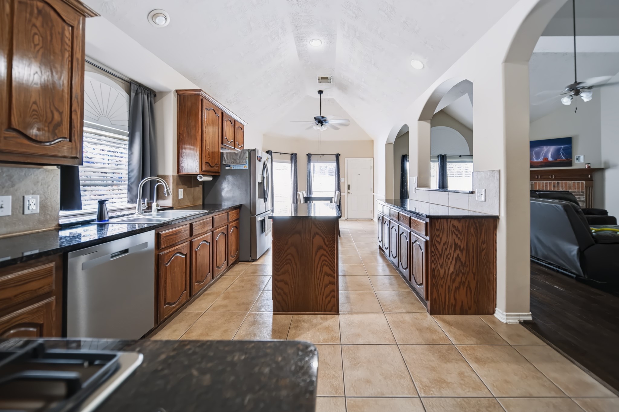 2303 Fern Bend Lane Property Photo 18