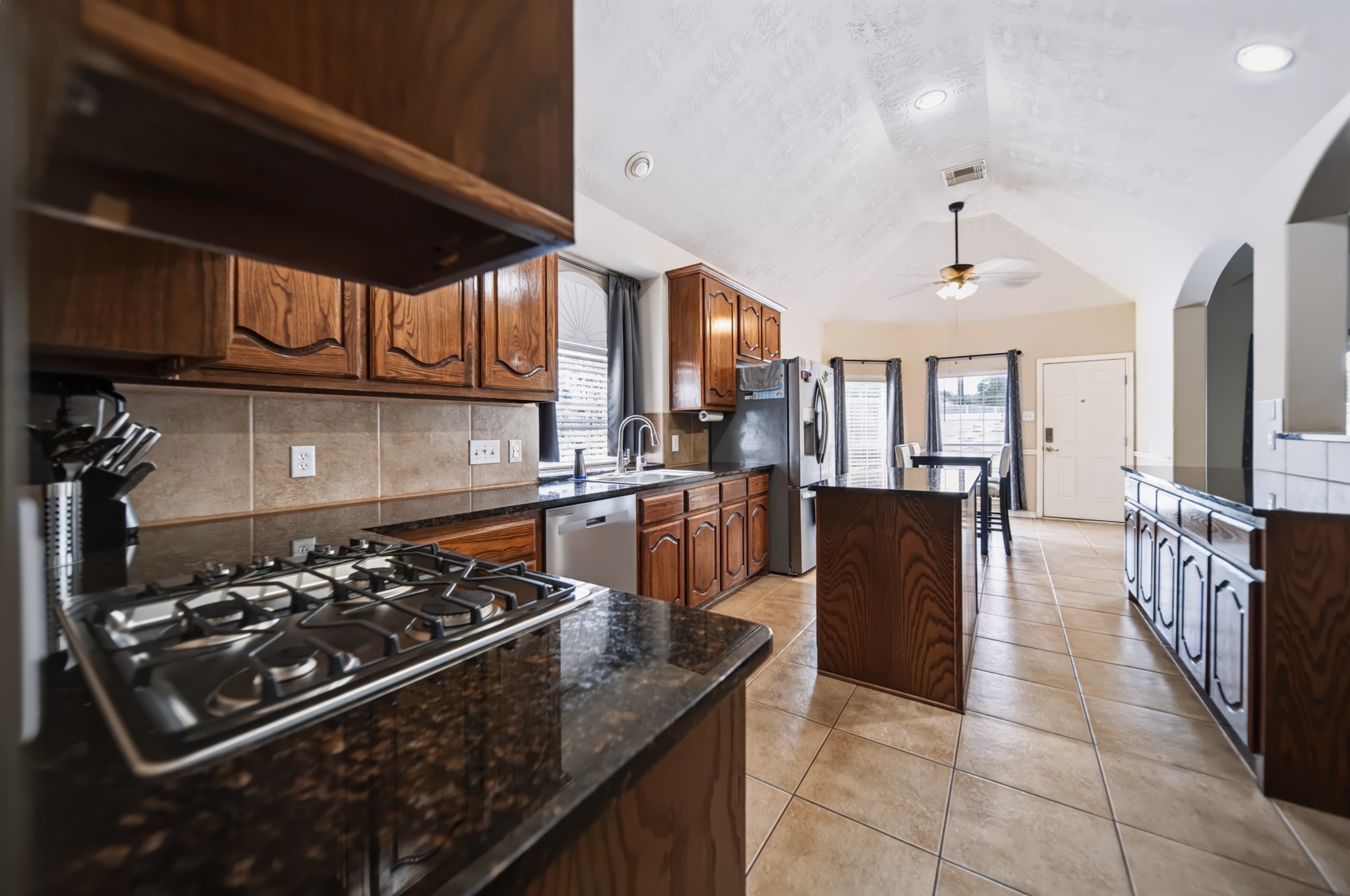 2303 Fern Bend Lane Property Photo 19