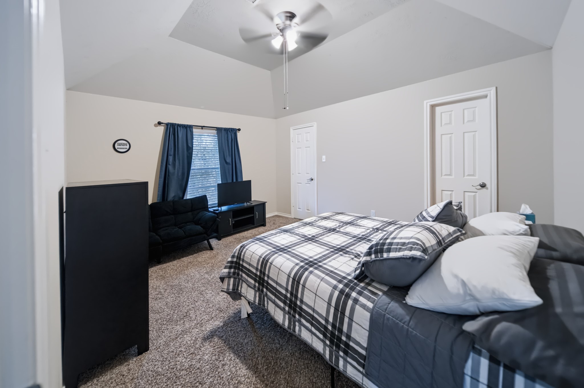 2303 Fern Bend Lane Property Photo 34