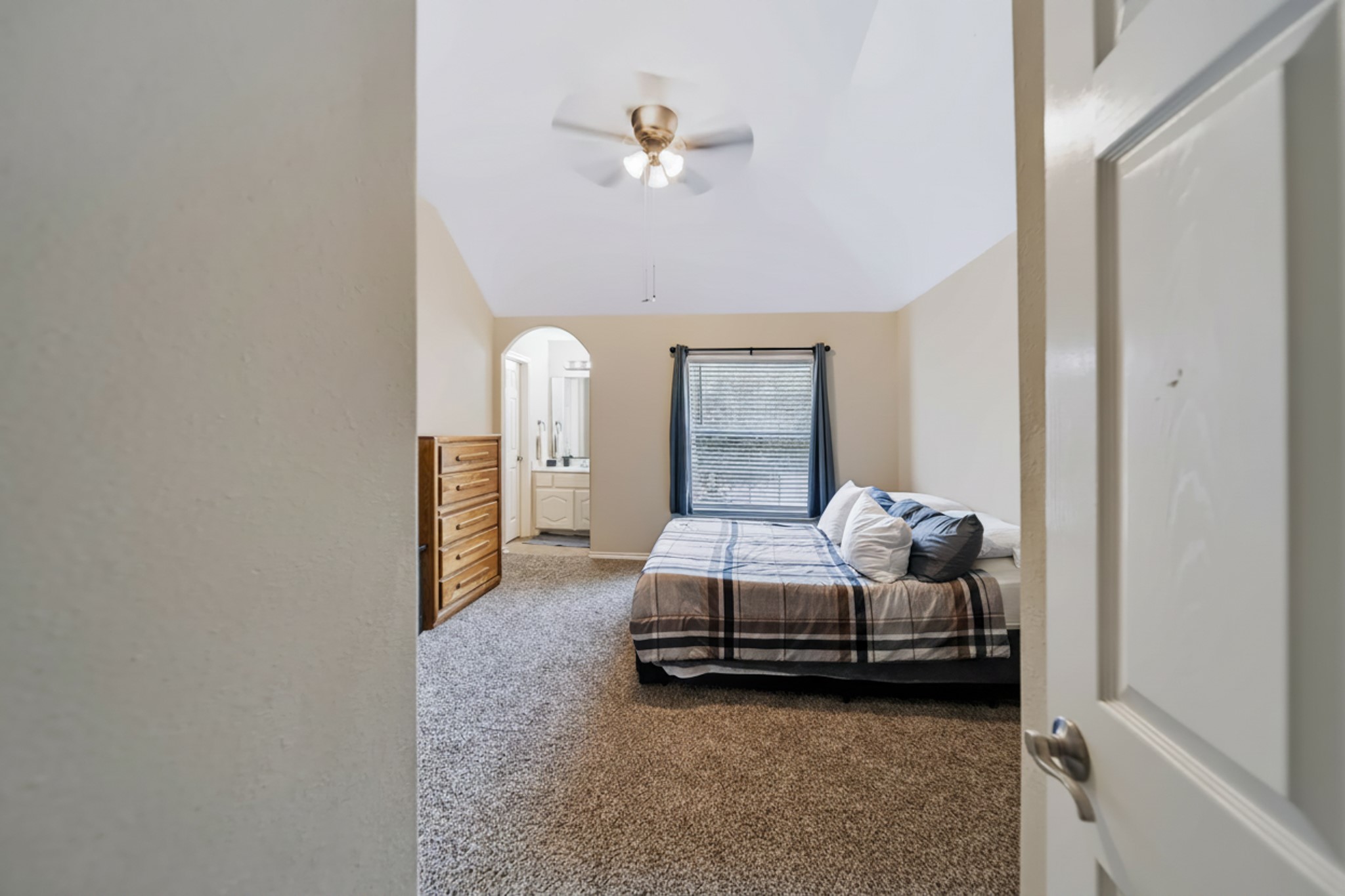 2303 Fern Bend Lane Property Photo 49