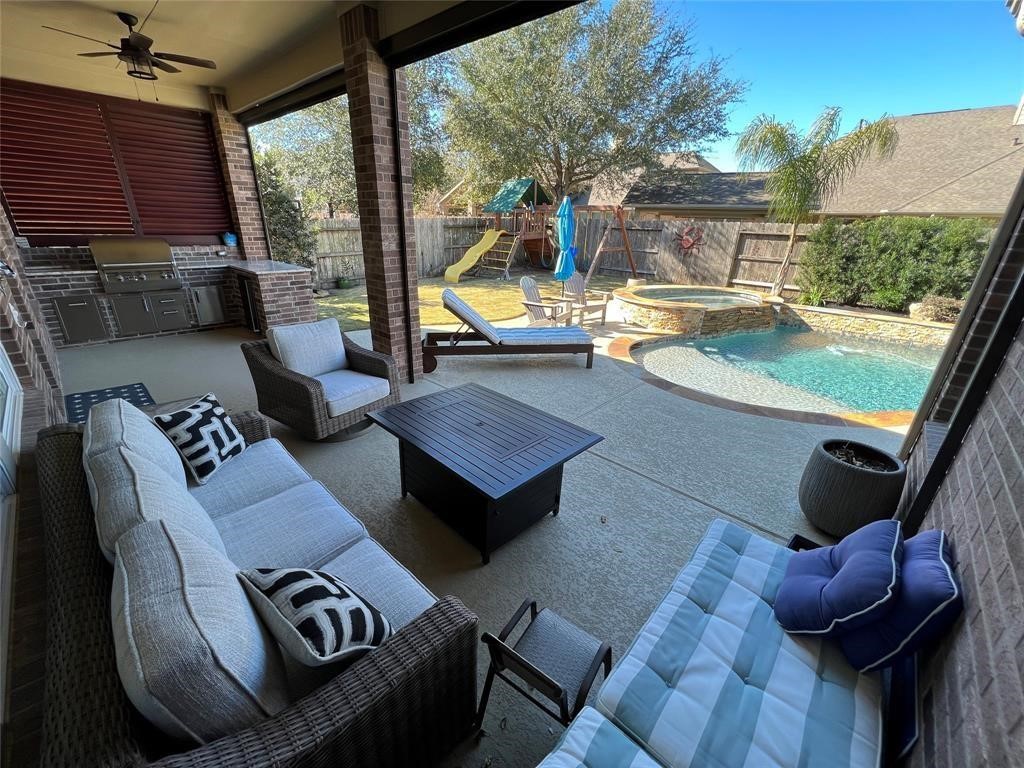 10611 Red Cedar Hollow Drive Property Photo 14