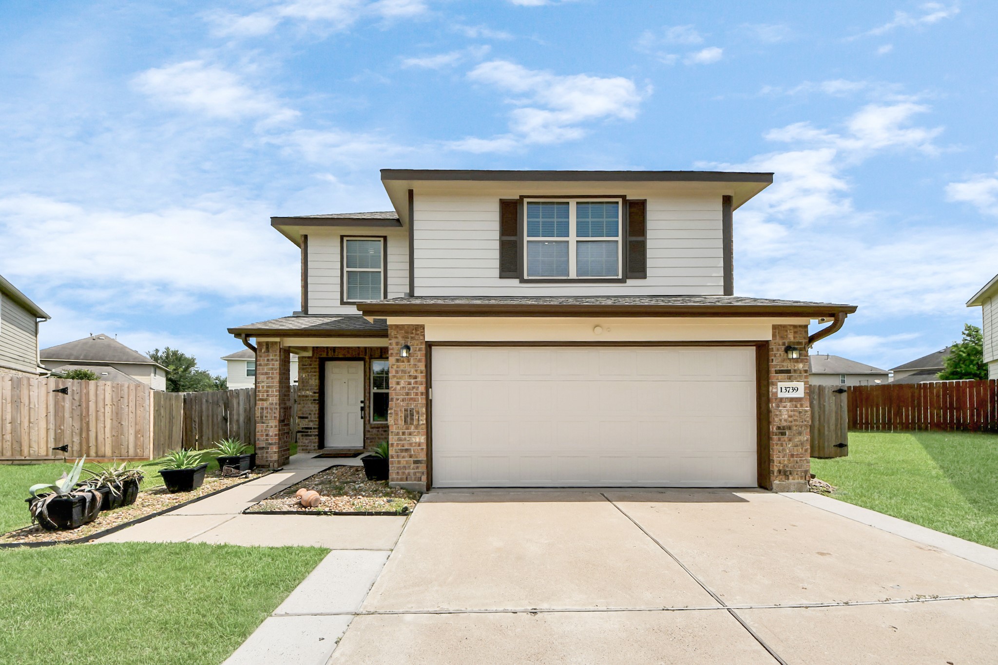 13739 Corken Way Court Property Photo 1