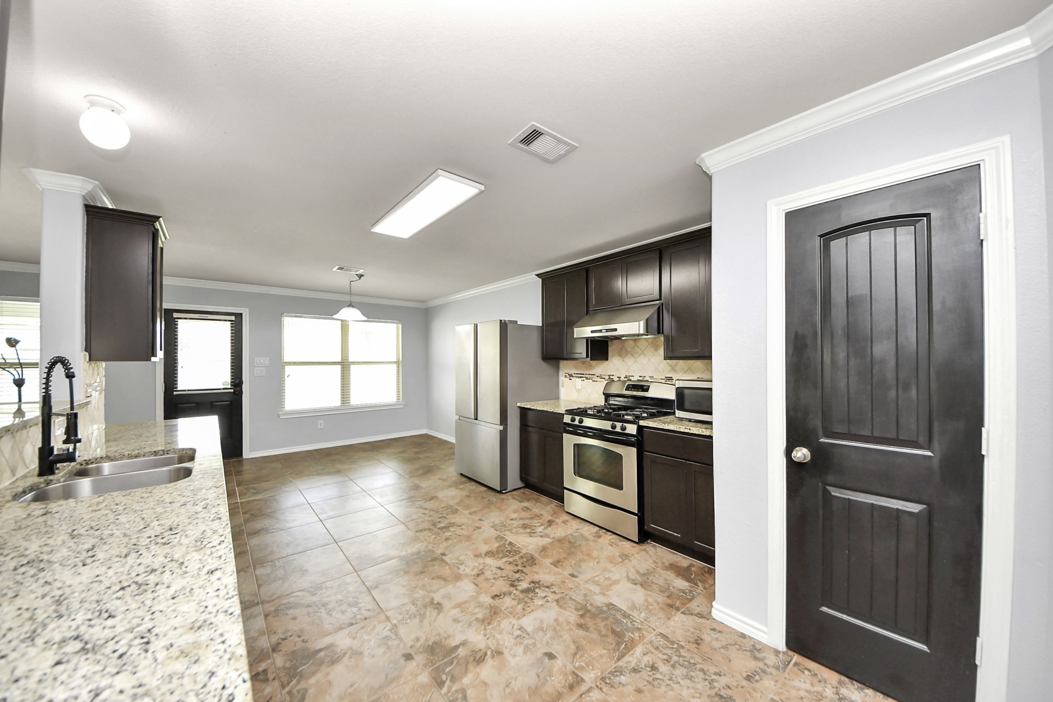 13739 Corken Way Court Property Photo 11