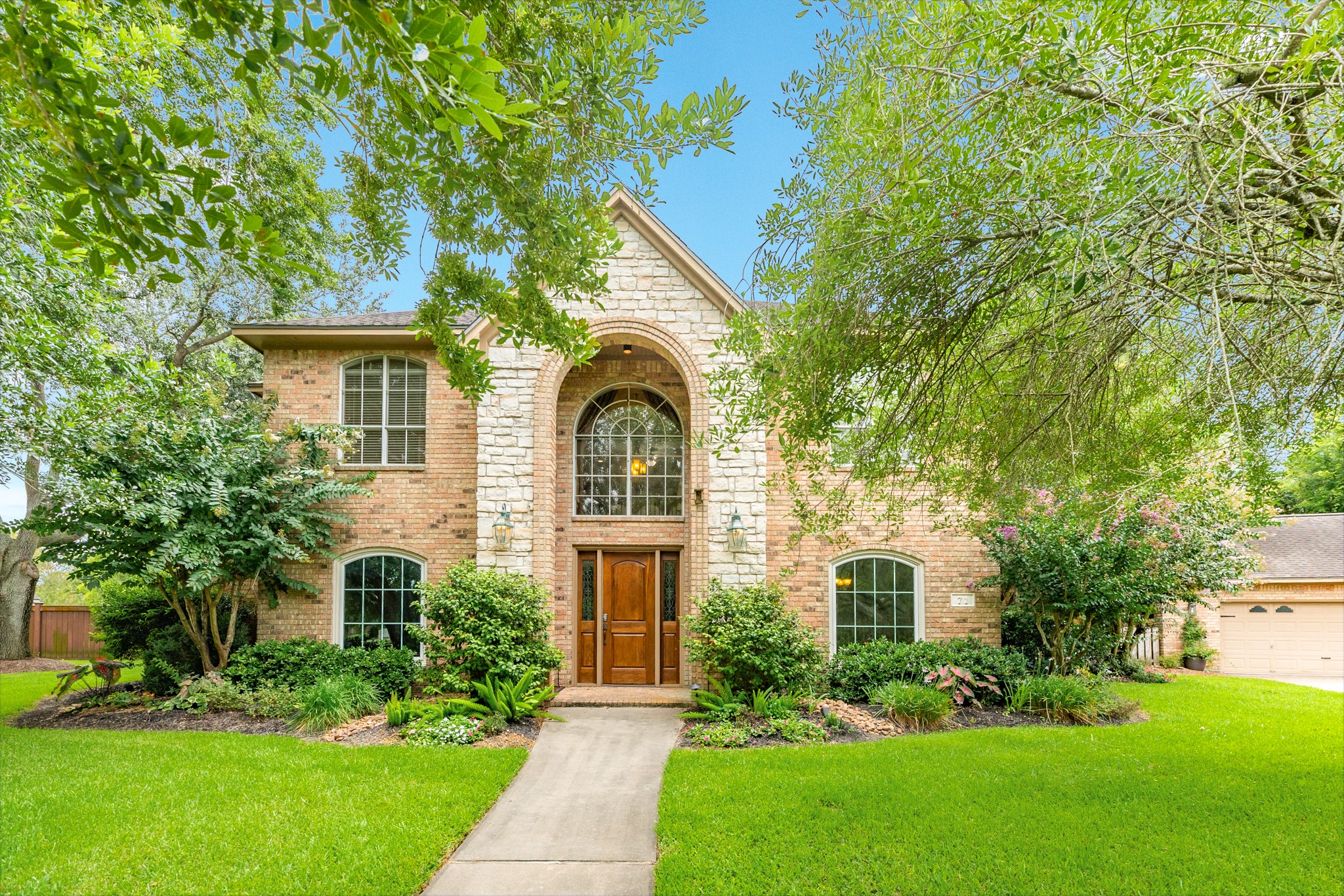 71 Rosewood Street Property Photo 1