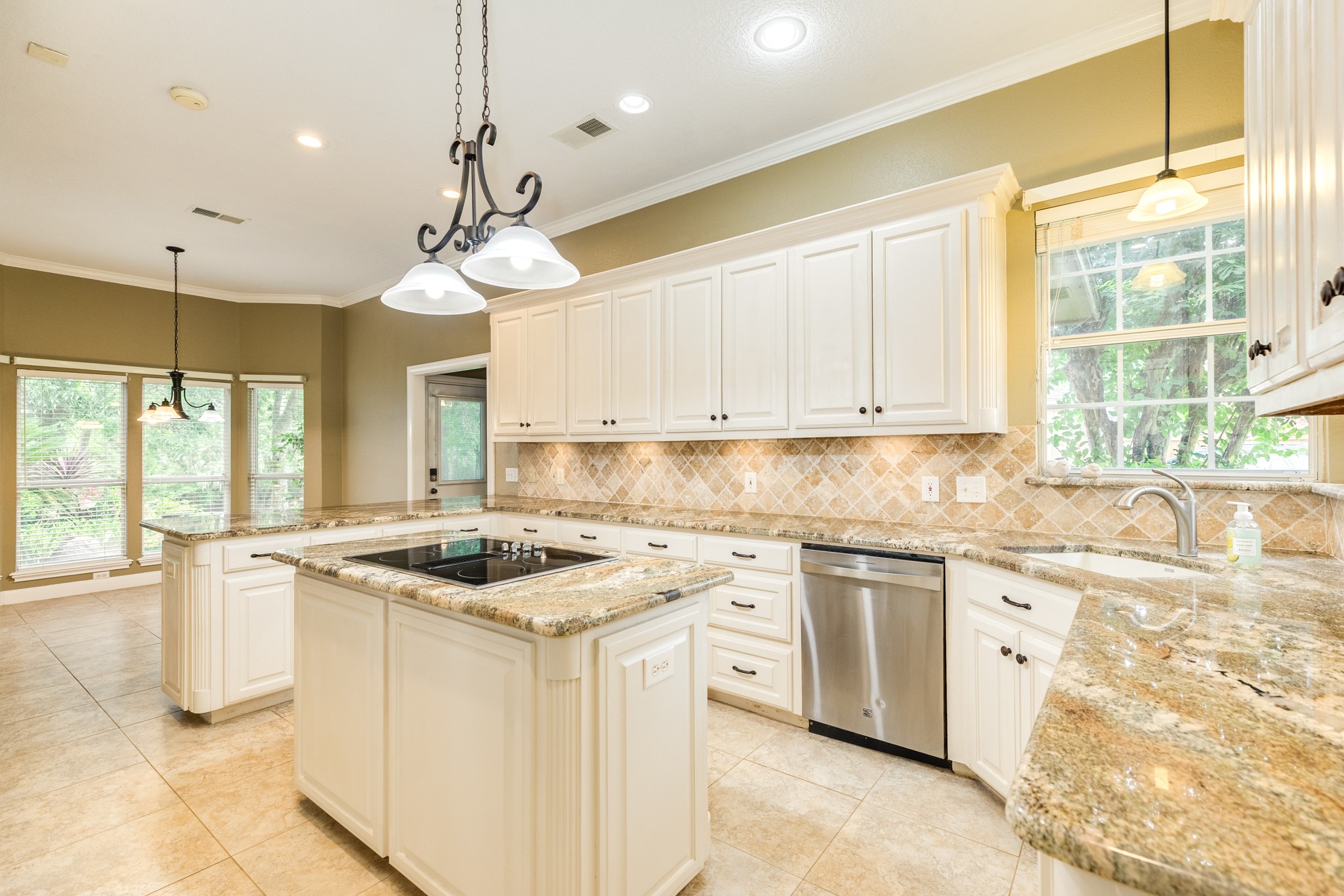 71 Rosewood Street Property Photo 11