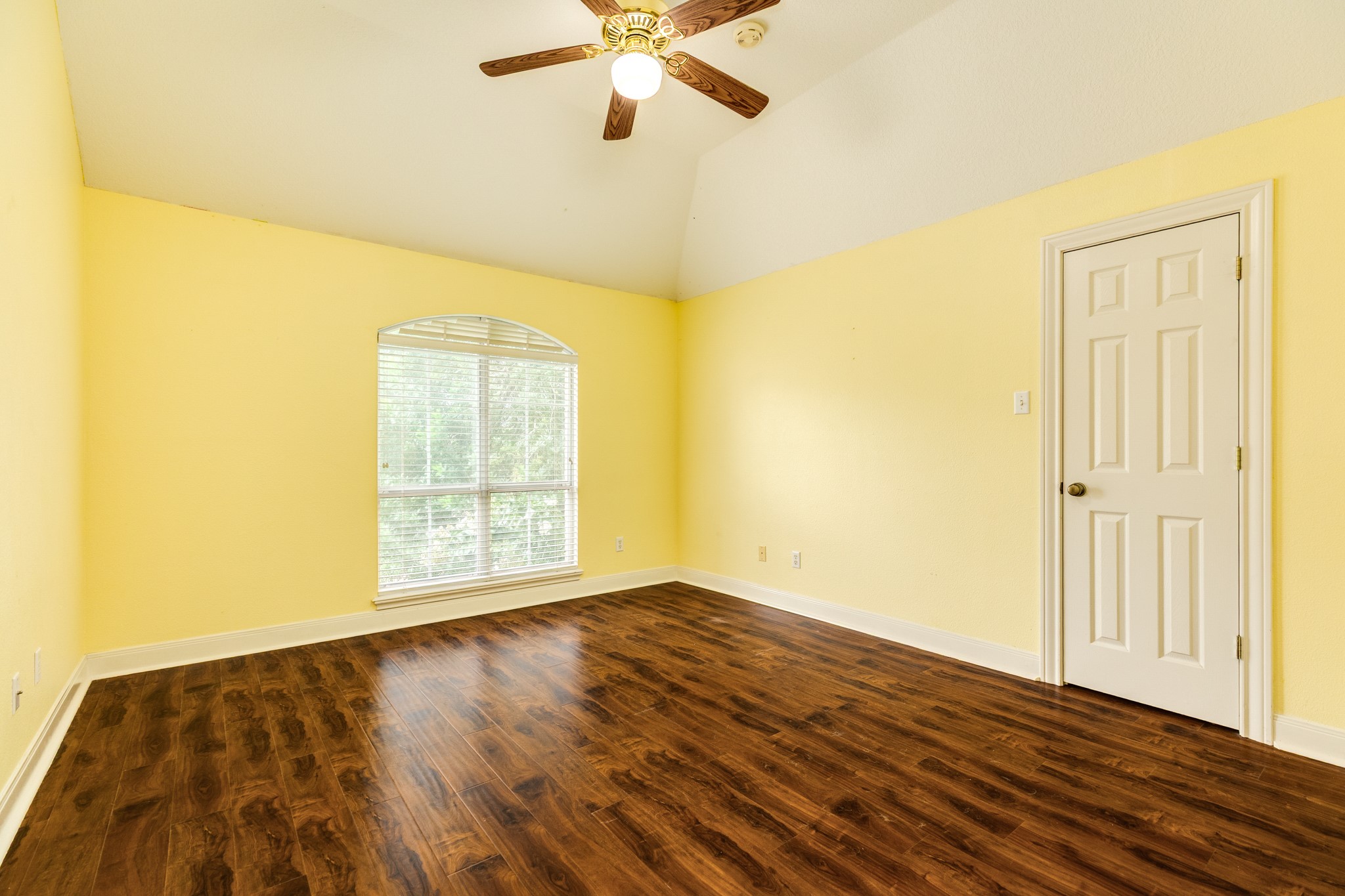 71 Rosewood Street Property Photo 28