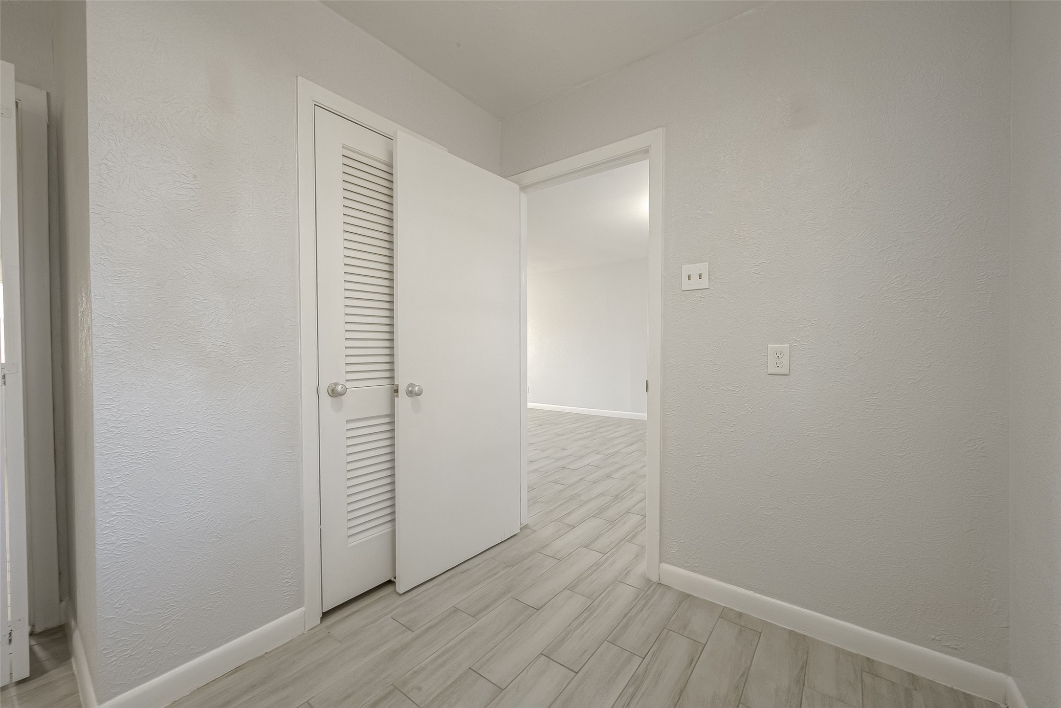3426 Bradford Street Property Photo 16
