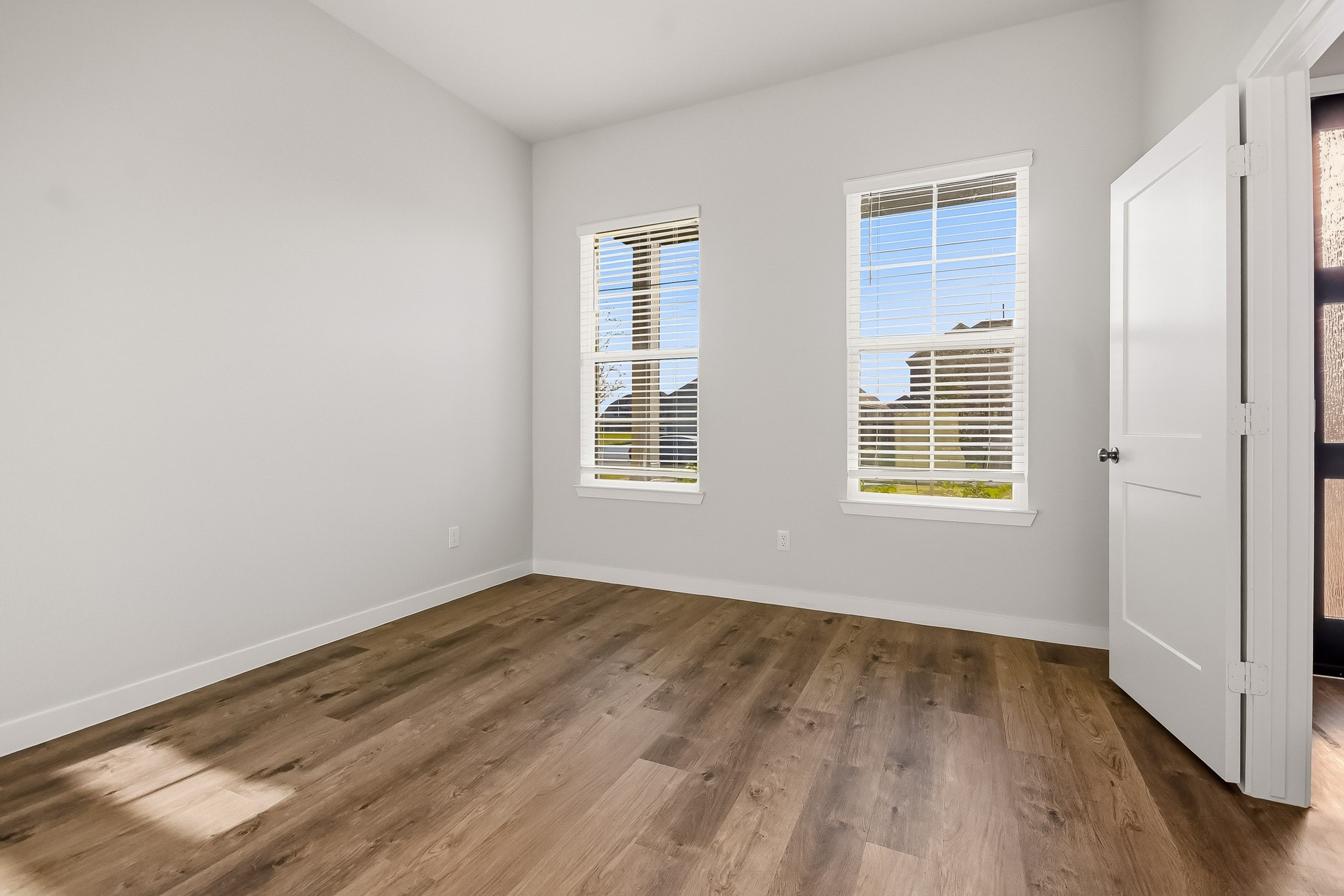 2028 Blue Mar Drive Property Photo 3